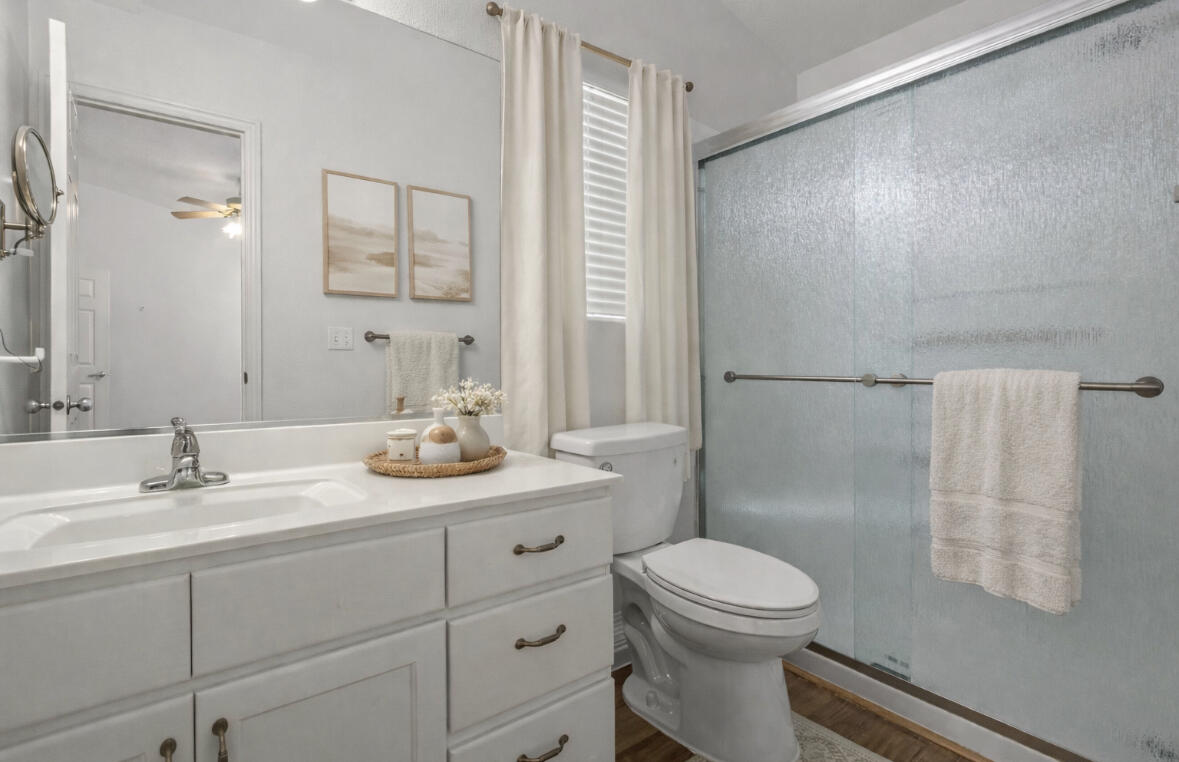 RIDGEPOINTE - Residential