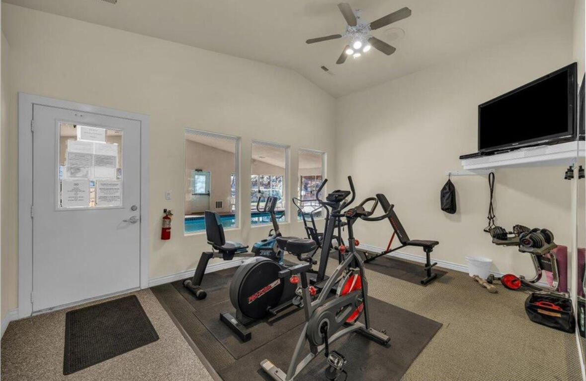 RIDGEPOINTE - Residential