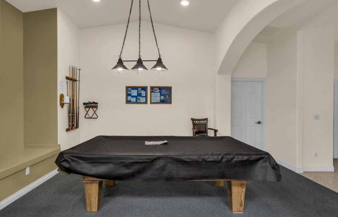 RIDGEPOINTE - Residential