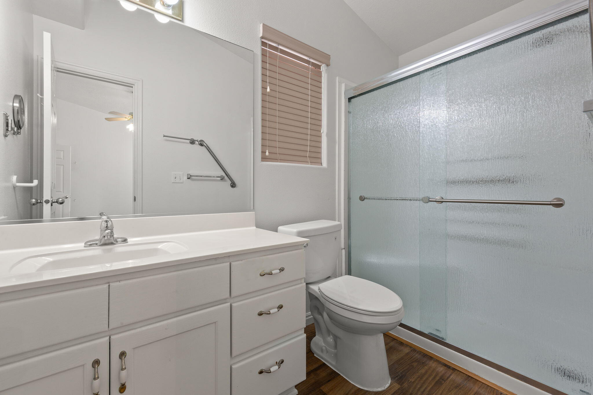 RIDGEPOINTE - Residential