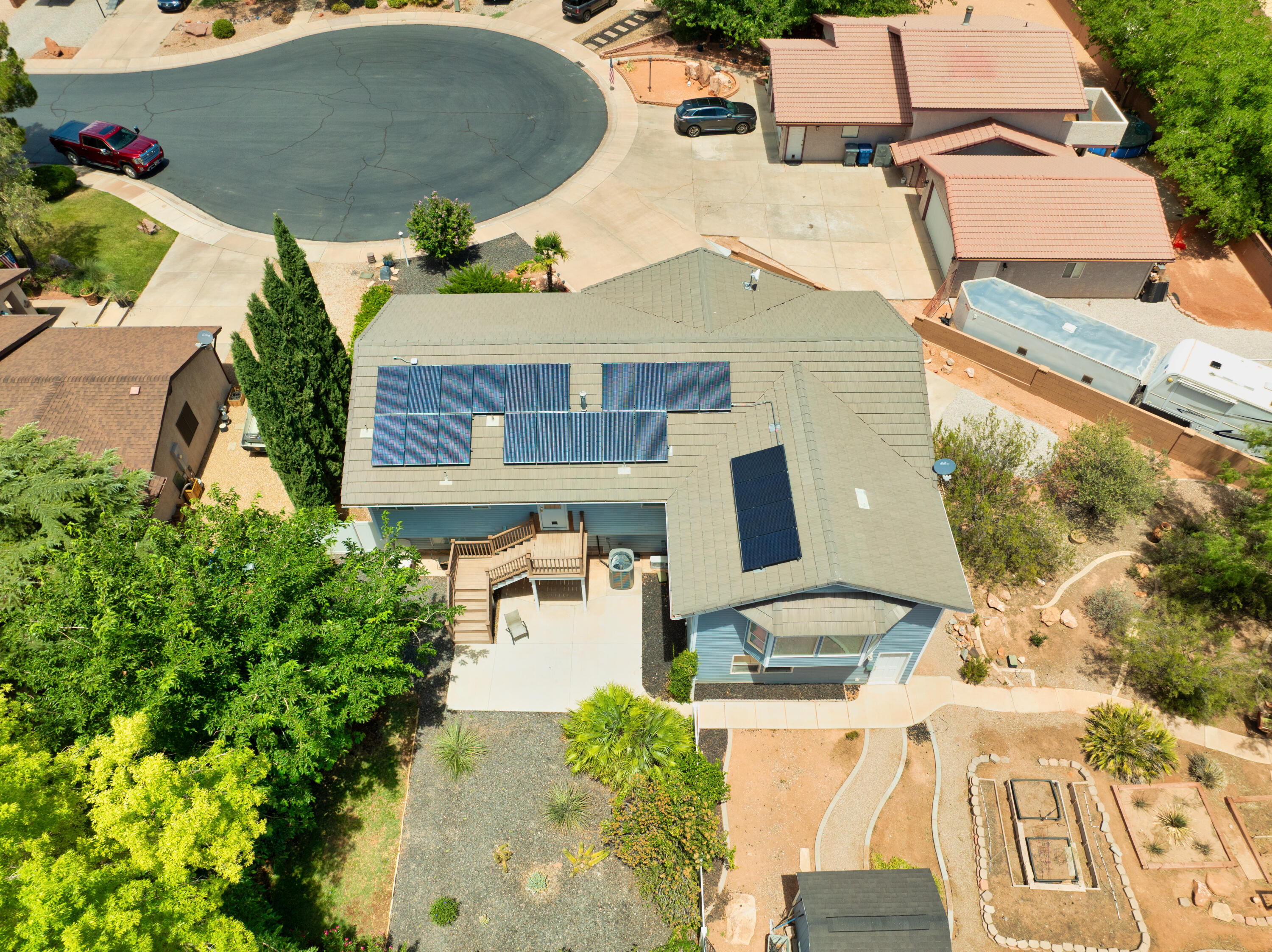 BOB LEE UNIT - Residential