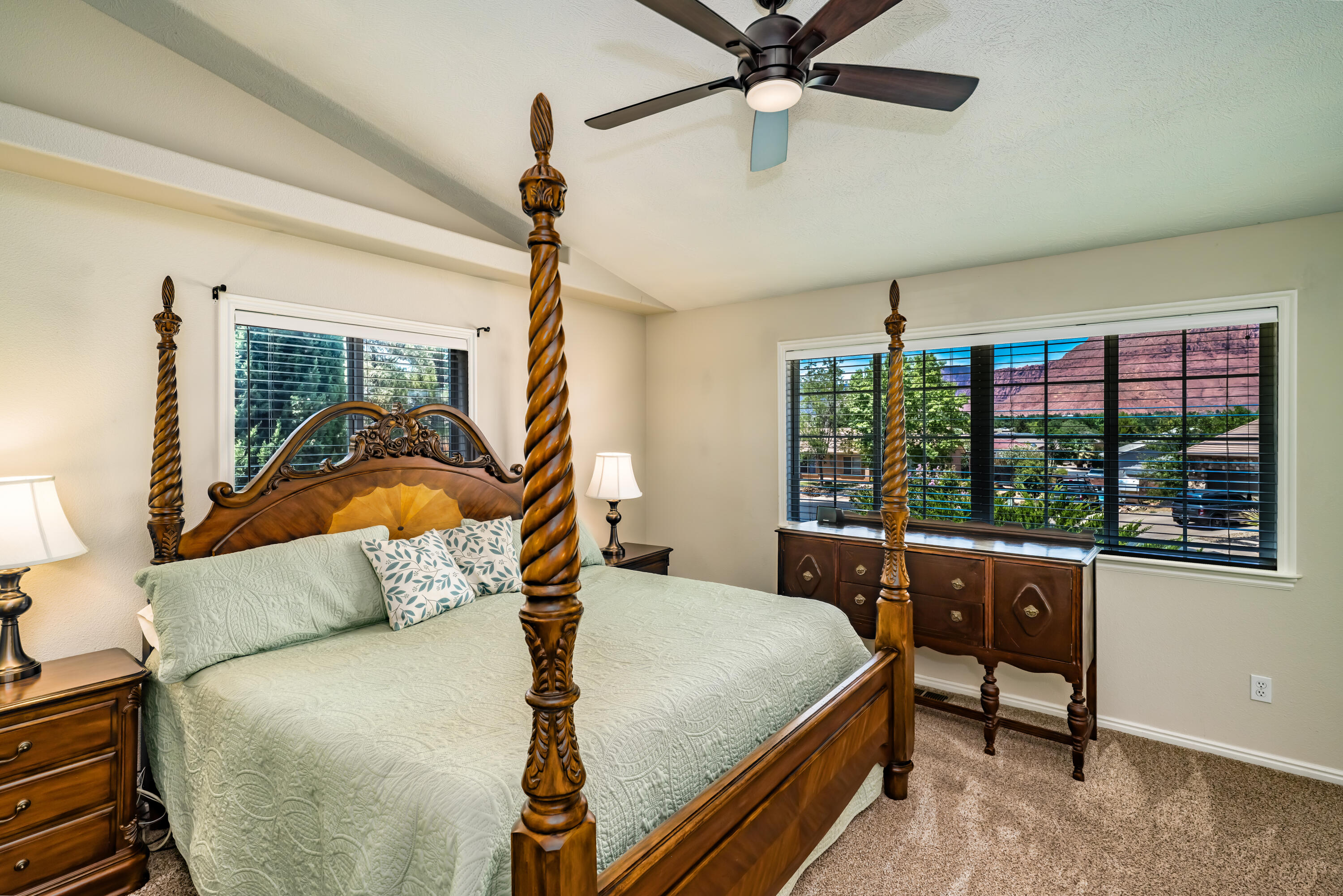 BOB LEE UNIT - Residential