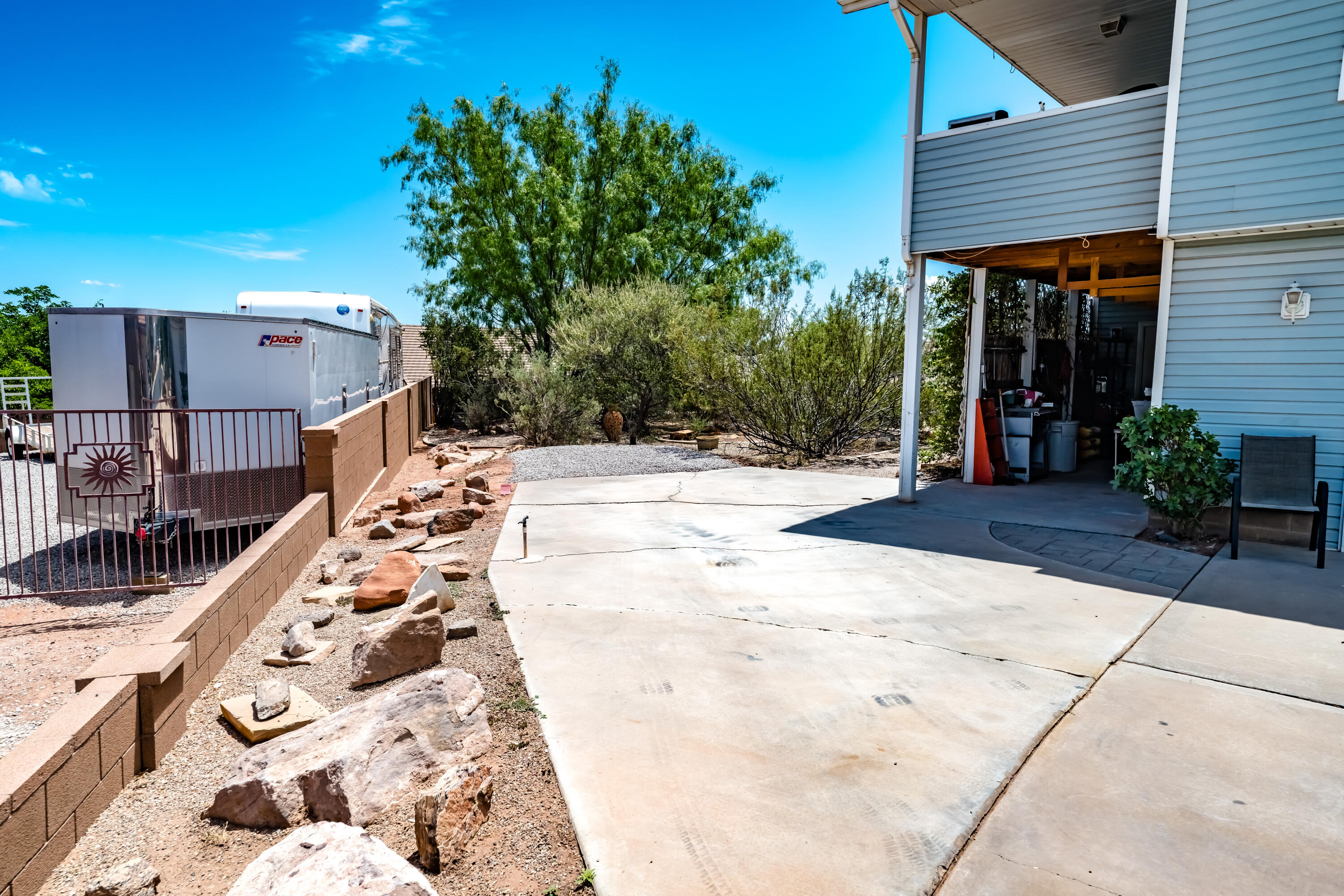 BOB LEE UNIT - Residential