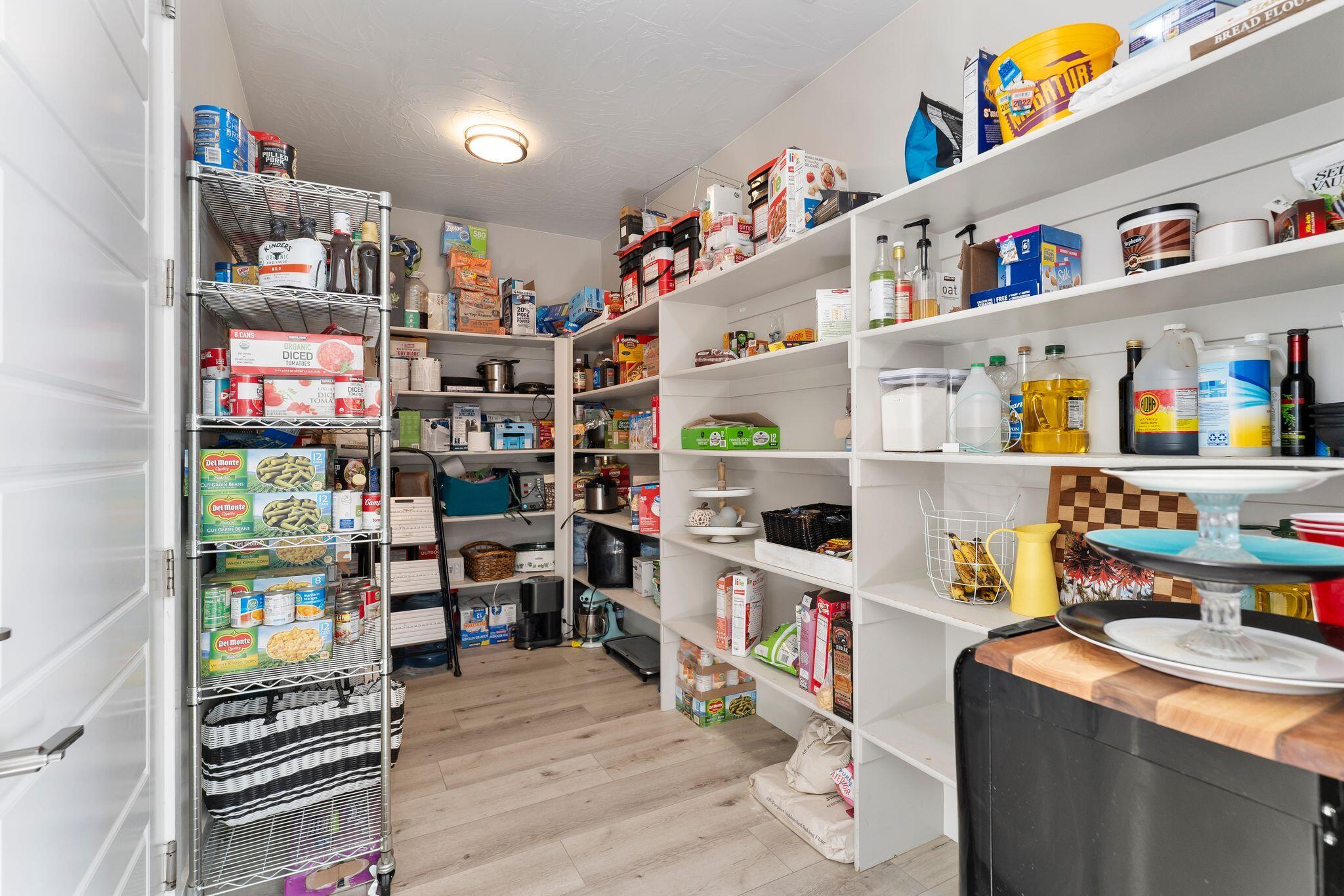 DIXIE COUNTRY LANE ESTATES - Residential