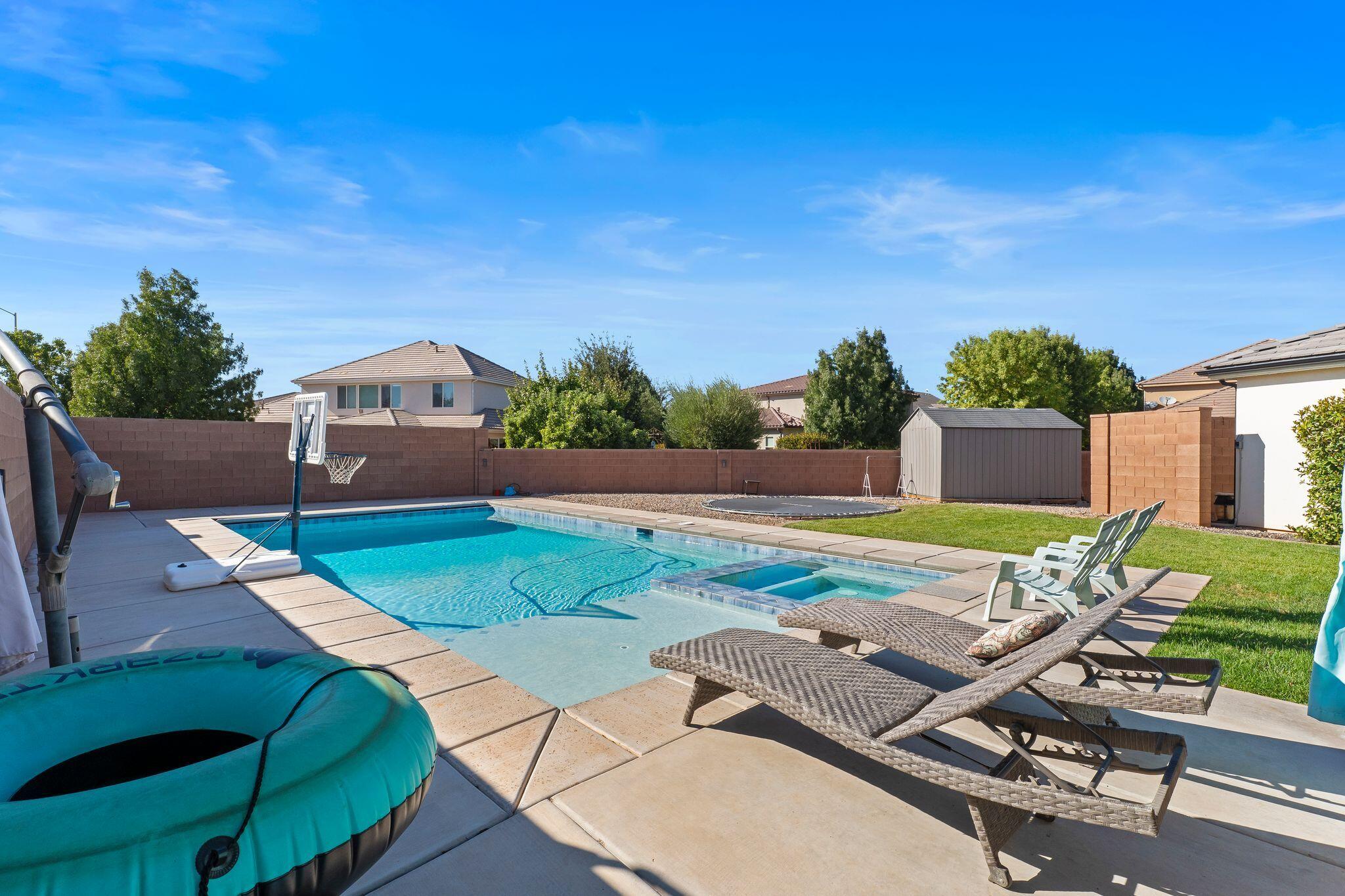 DIXIE COUNTRY LANE ESTATES - Residential