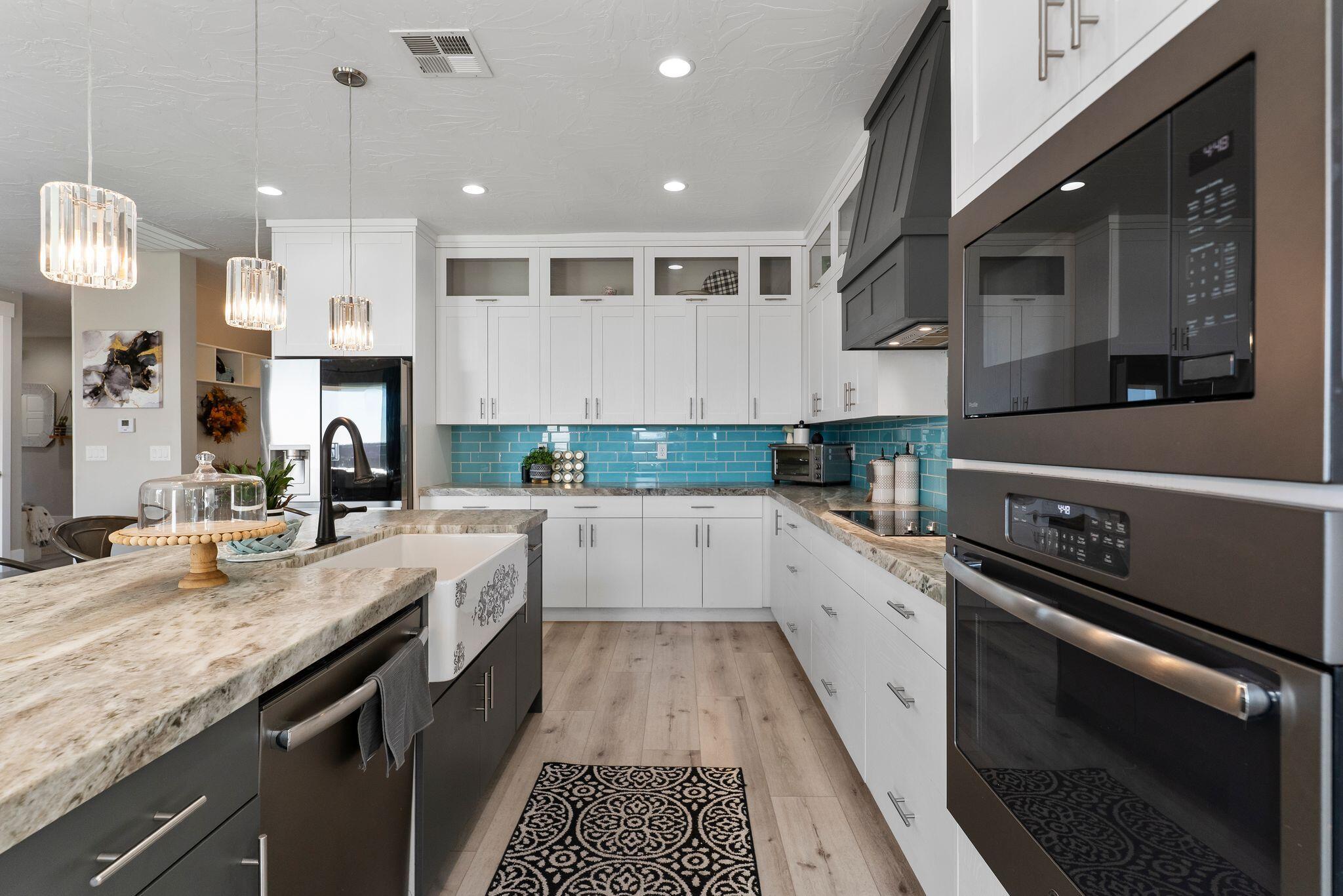 DIXIE COUNTRY LANE ESTATES - Residential