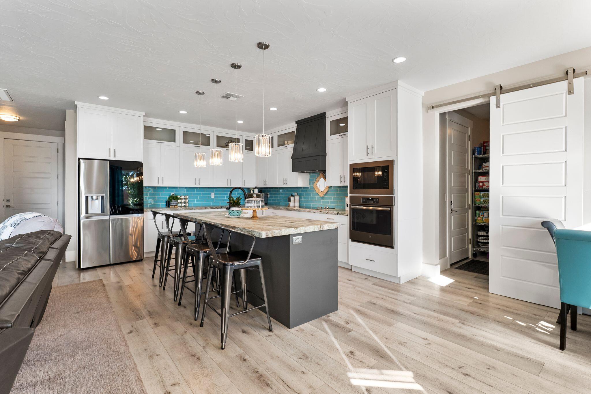 DIXIE COUNTRY LANE ESTATES - Residential