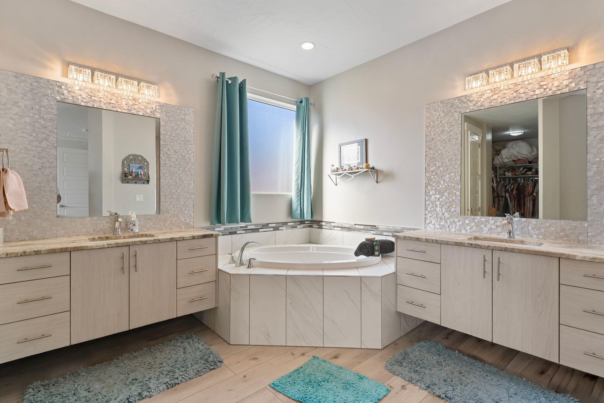 DIXIE COUNTRY LANE ESTATES - Residential