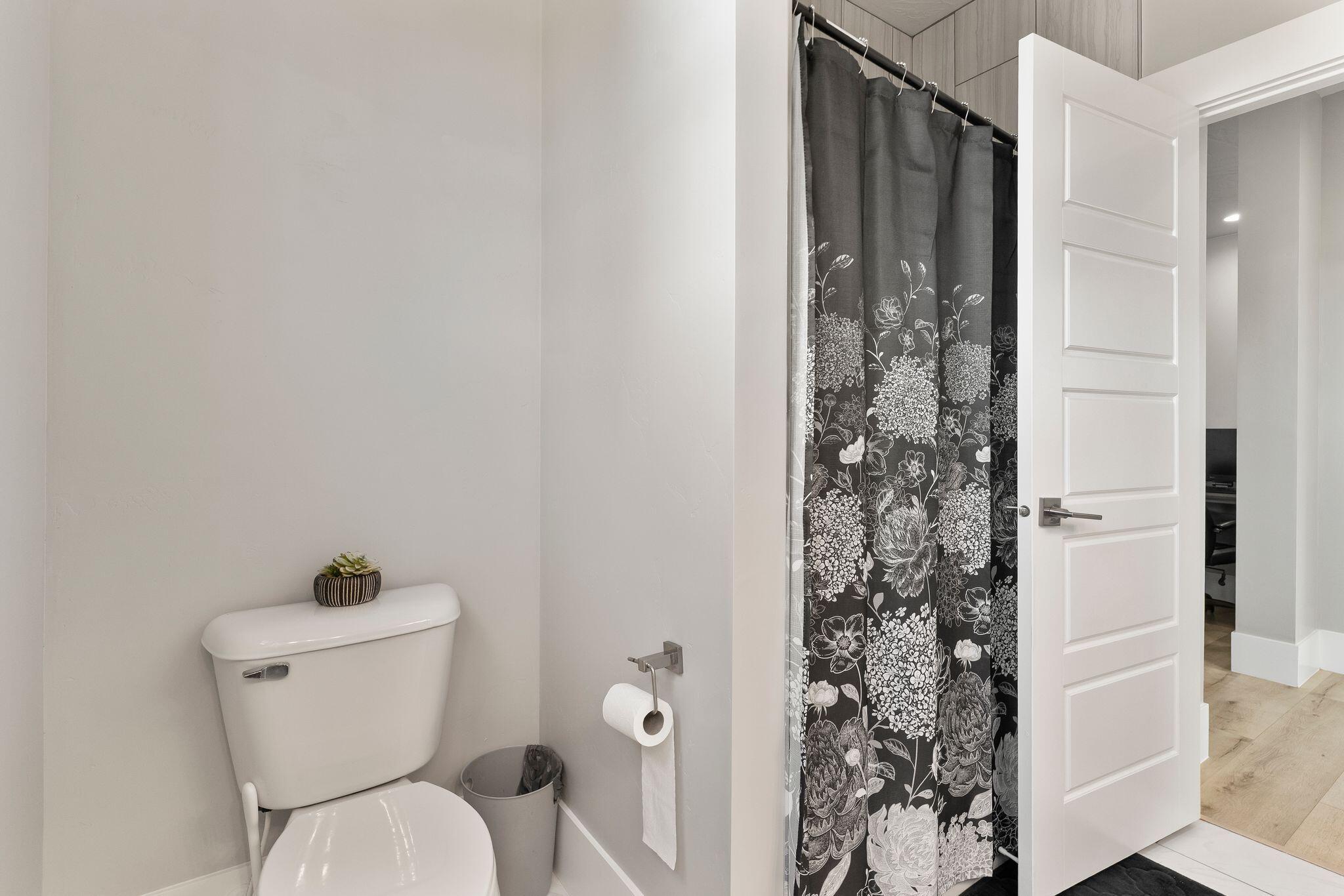 DIXIE COUNTRY LANE ESTATES - Residential