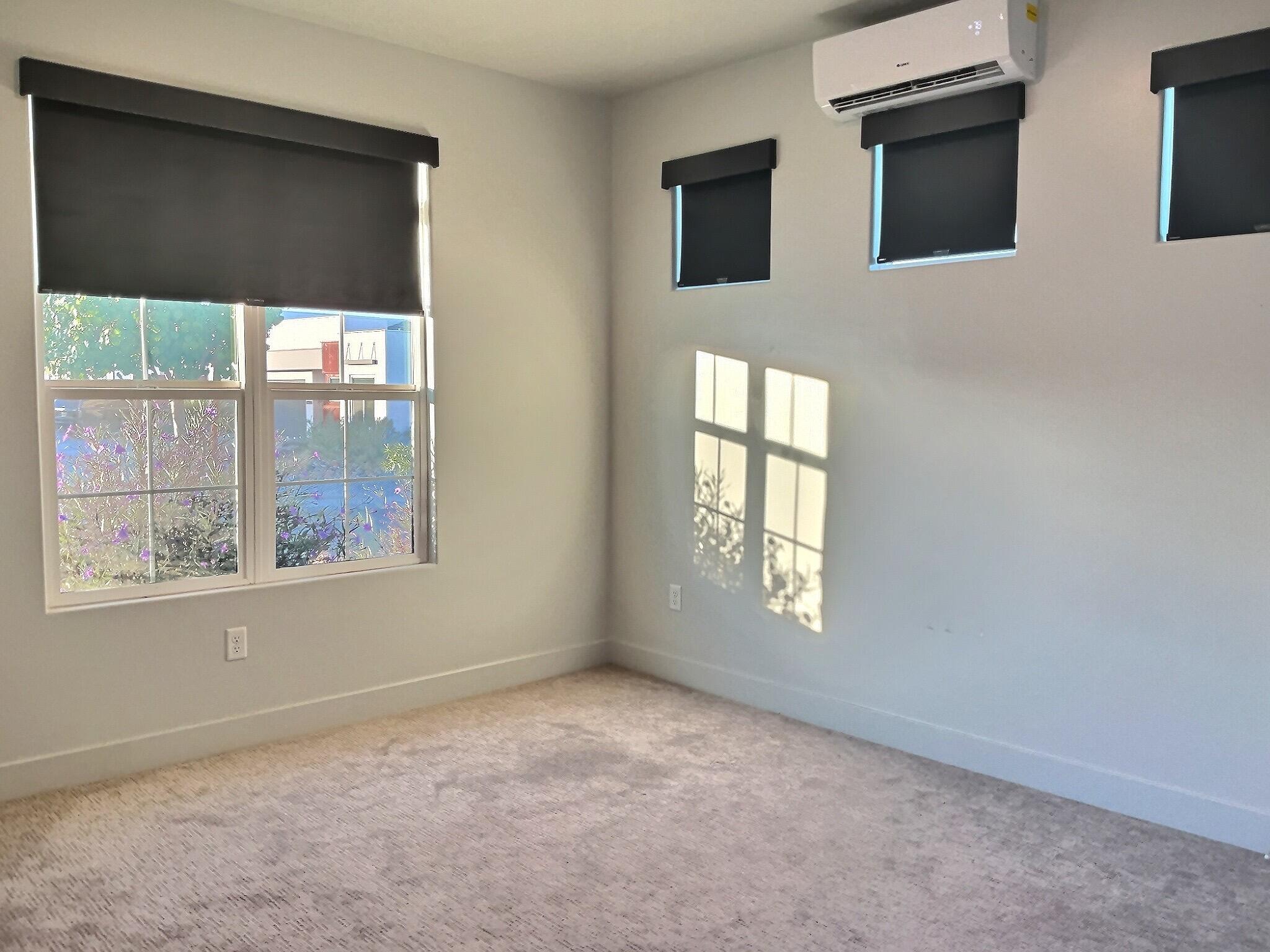 DESERT VISTA - Residential