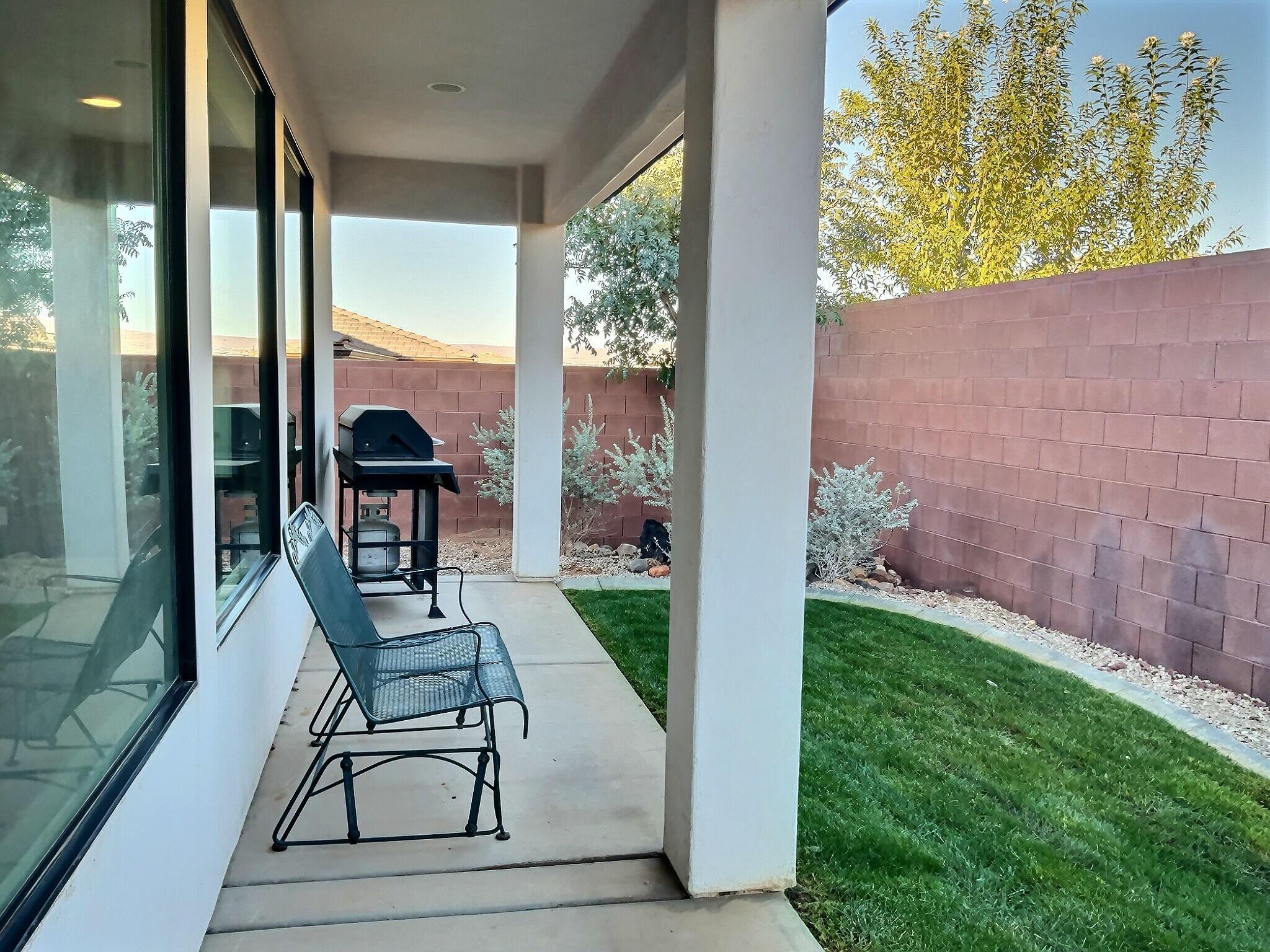 DESERT VISTA - Residential