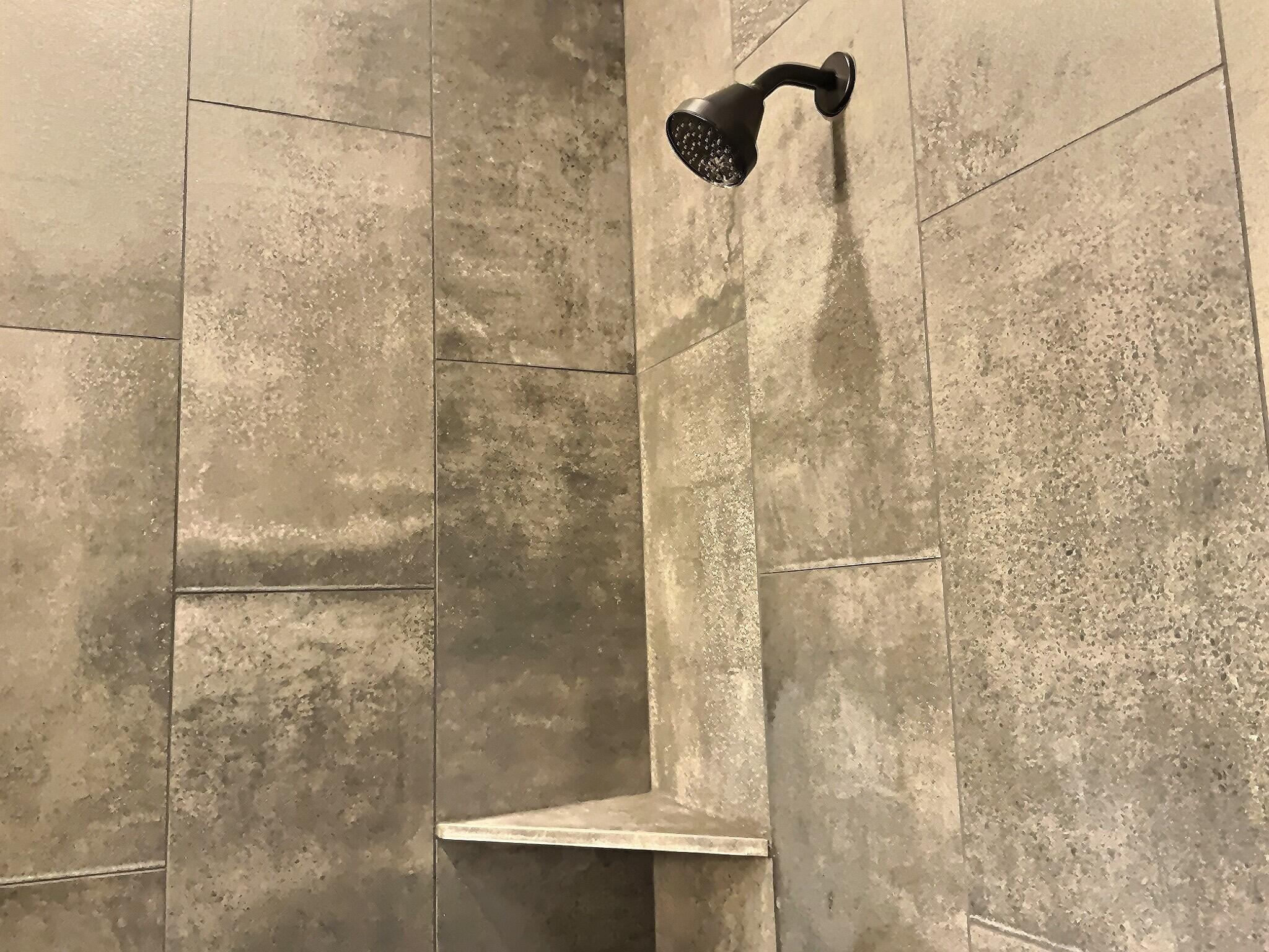 DESERT VISTA - Residential