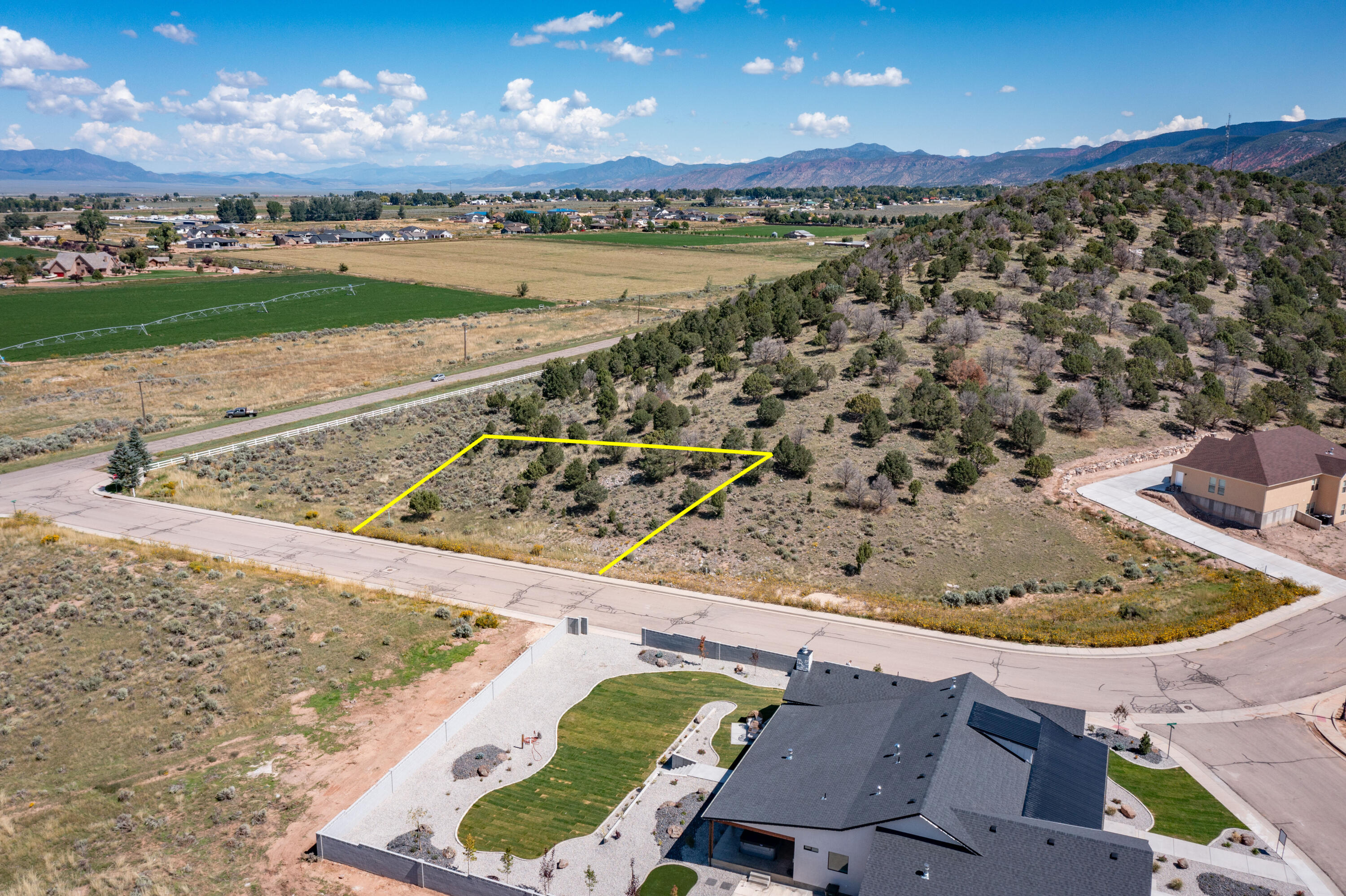 Parowan, Utah 84761, United States, ,Land,Active,142682