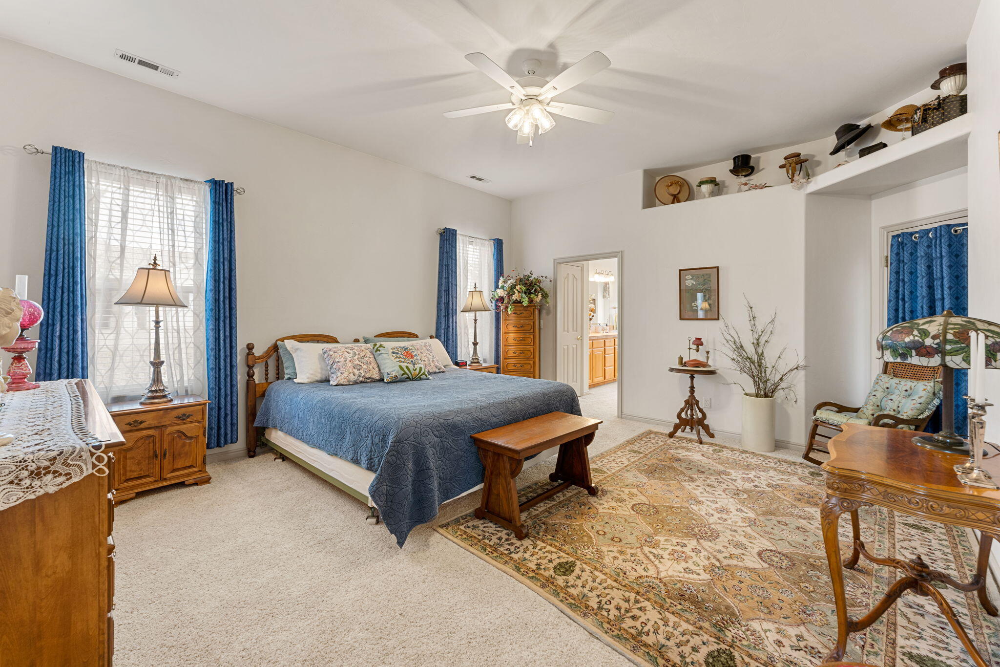 WINCHESTER HILLS - Residential