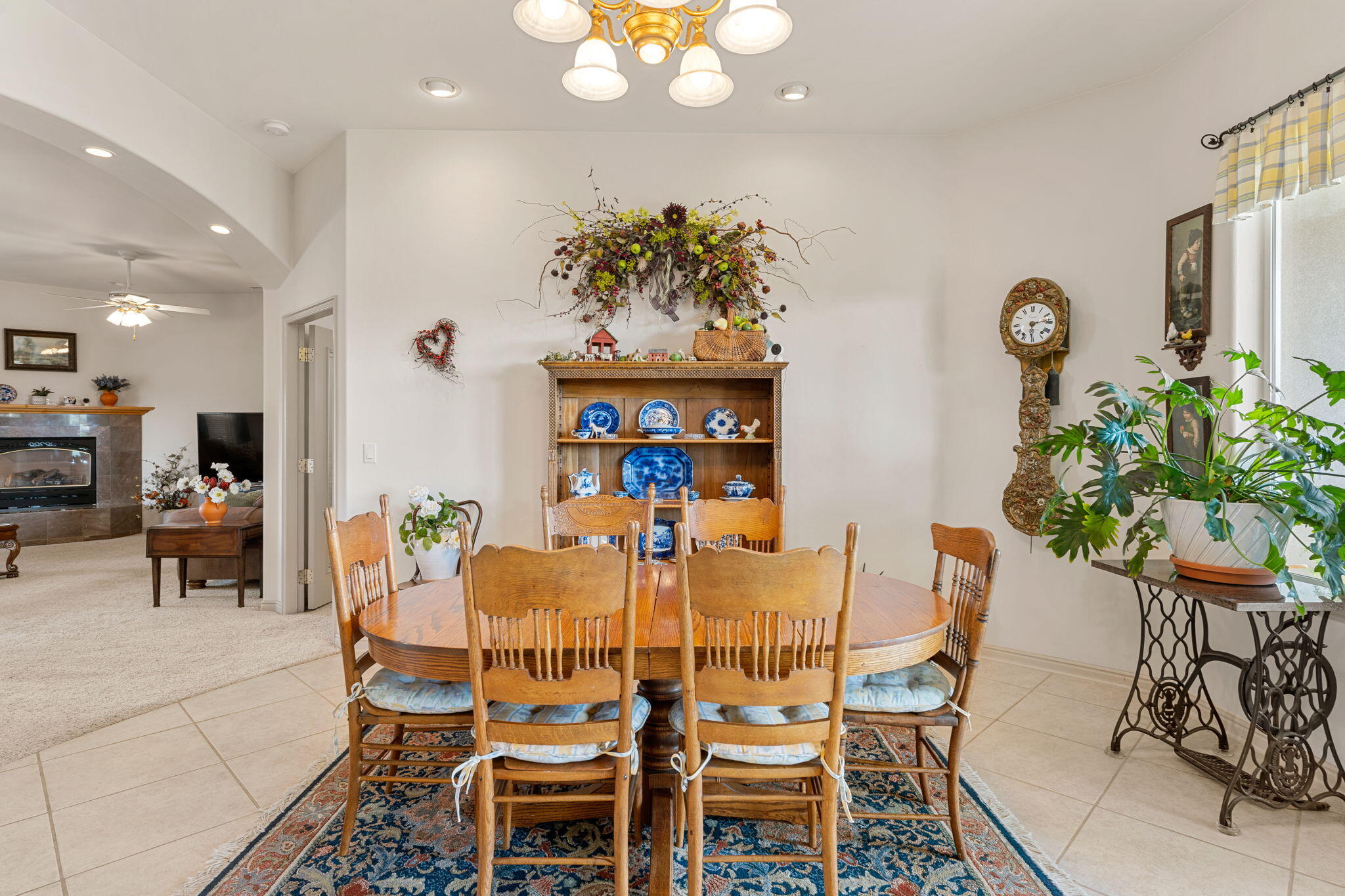 WINCHESTER HILLS - Residential