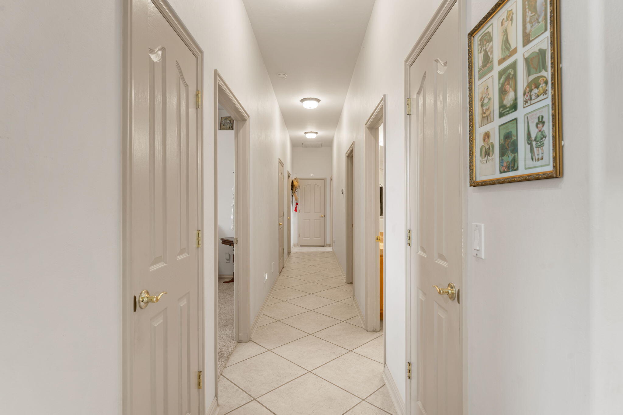 WINCHESTER HILLS - Residential