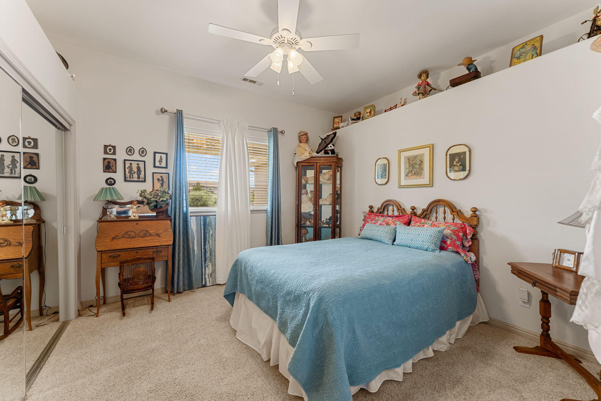 WINCHESTER HILLS - Residential