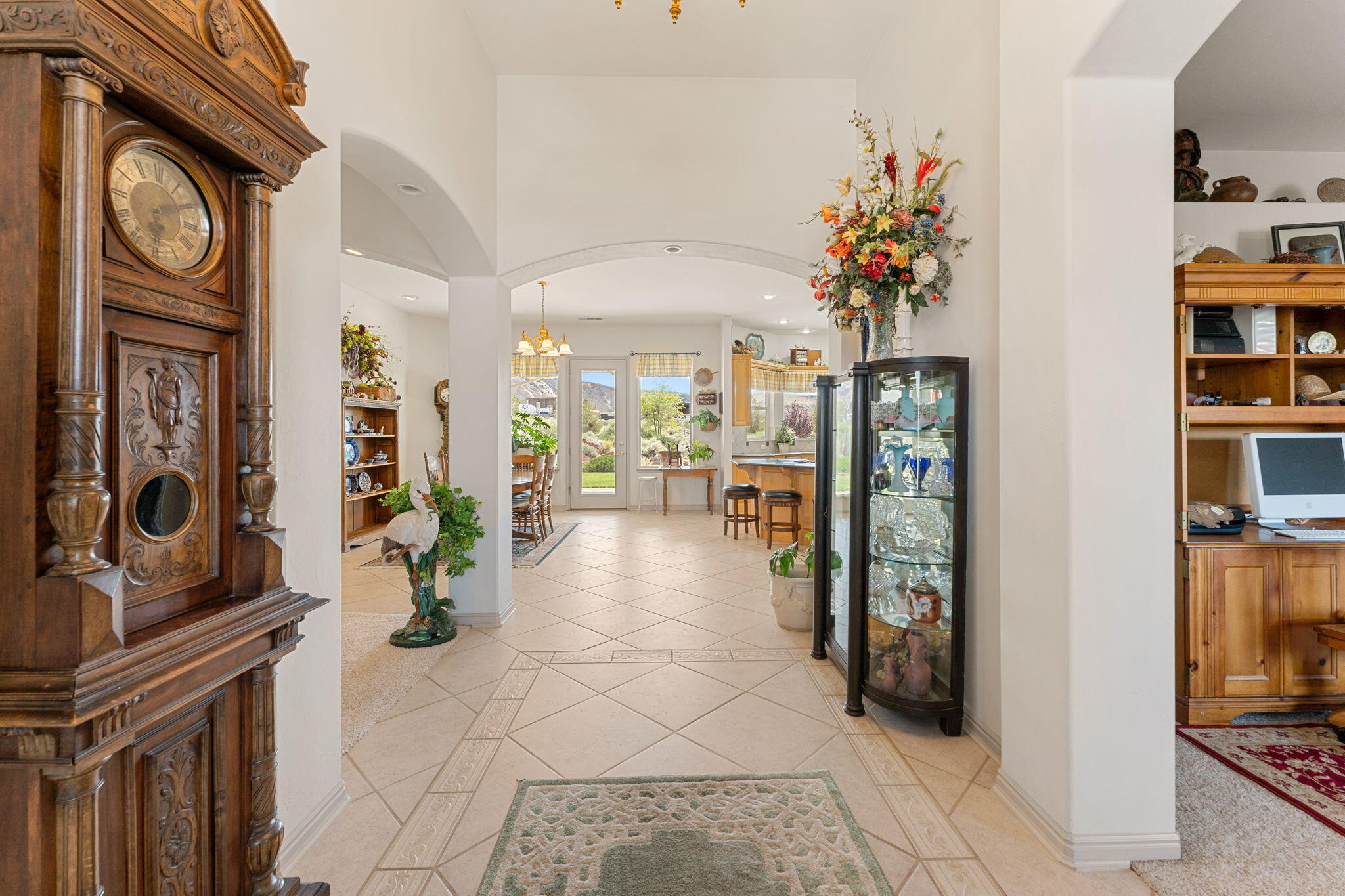 WINCHESTER HILLS - Residential