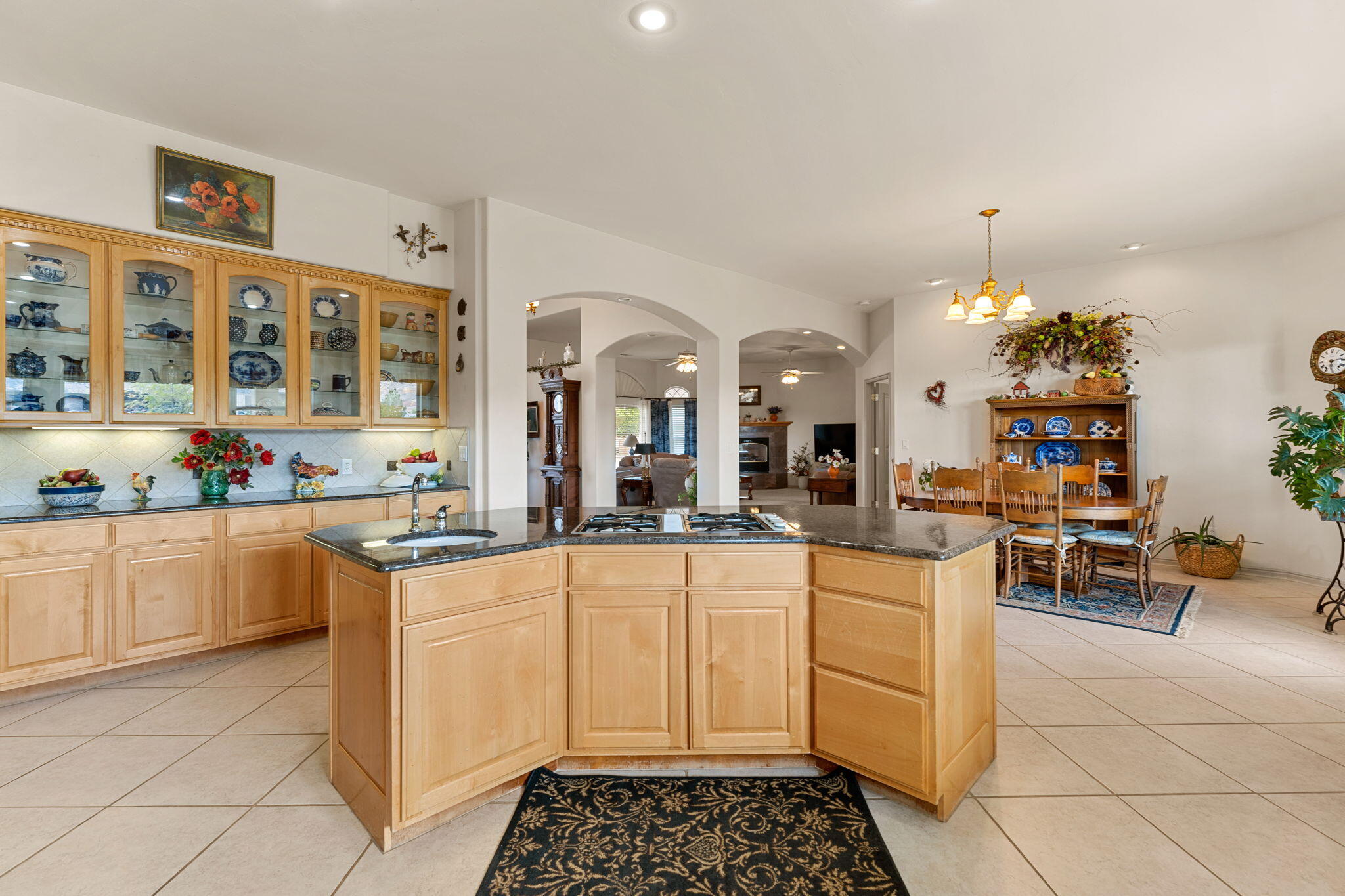 WINCHESTER HILLS - Residential