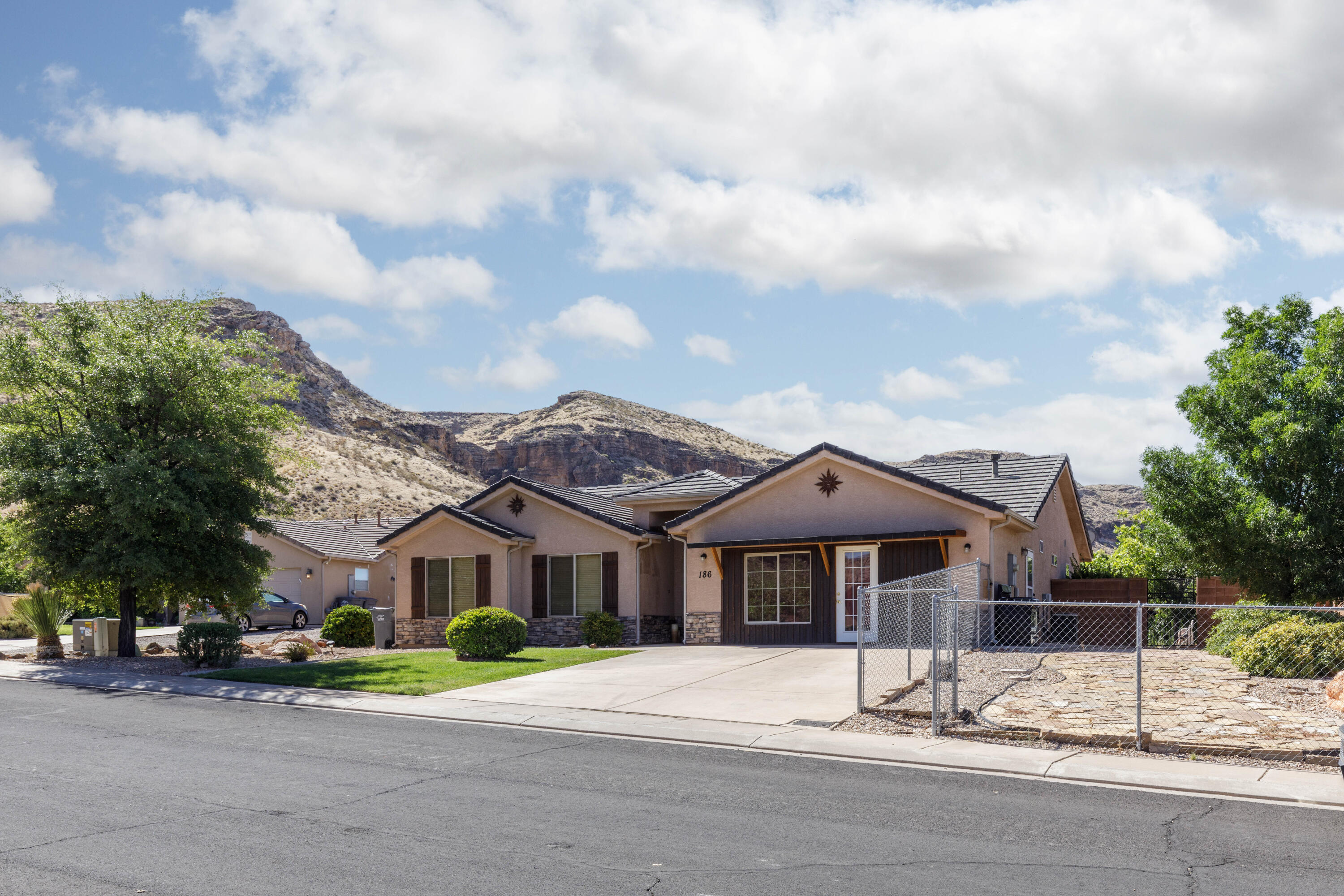 ZION VIEW ESTATES - Residential