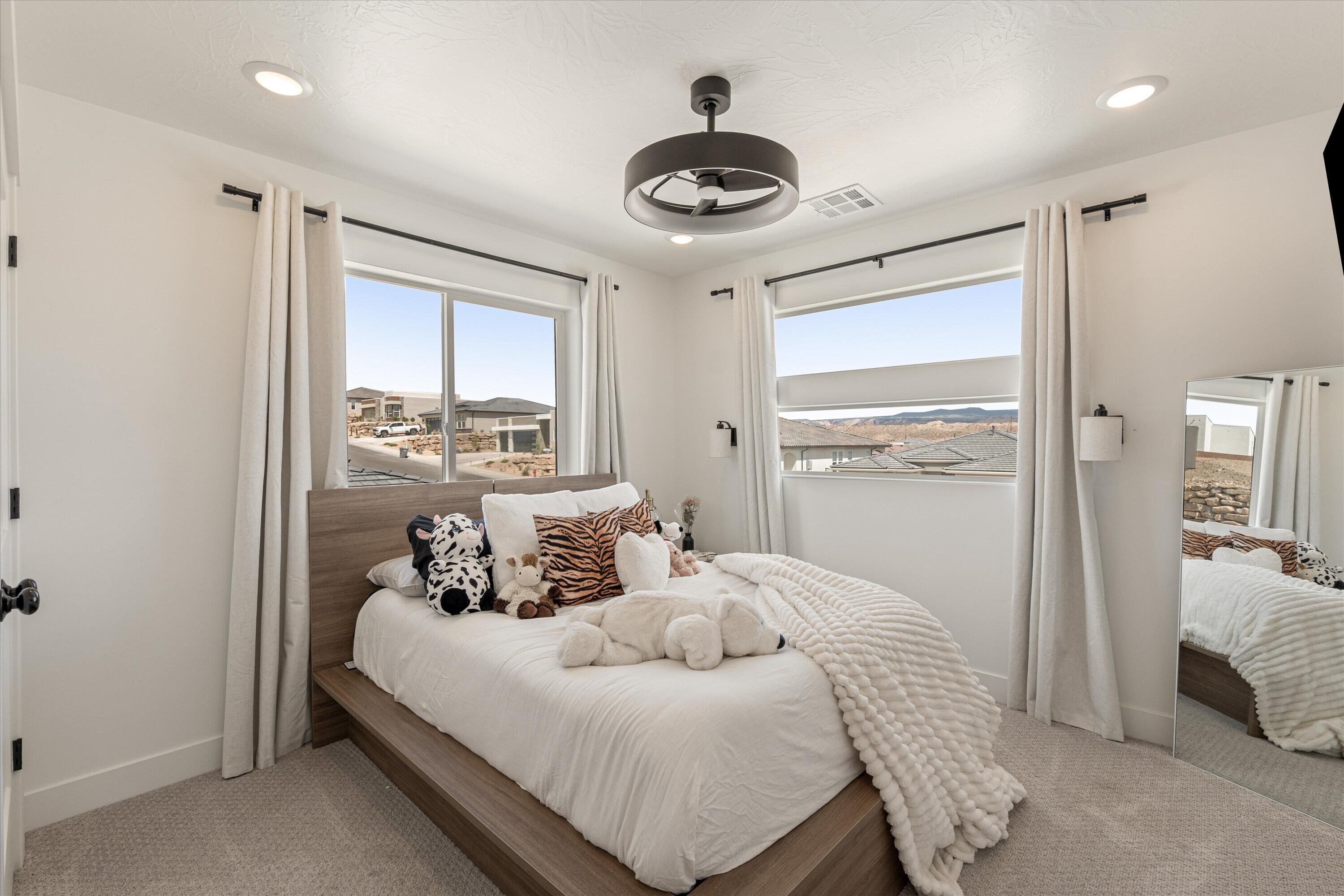 SALARNO HILLS AT DIVARIO - Residential