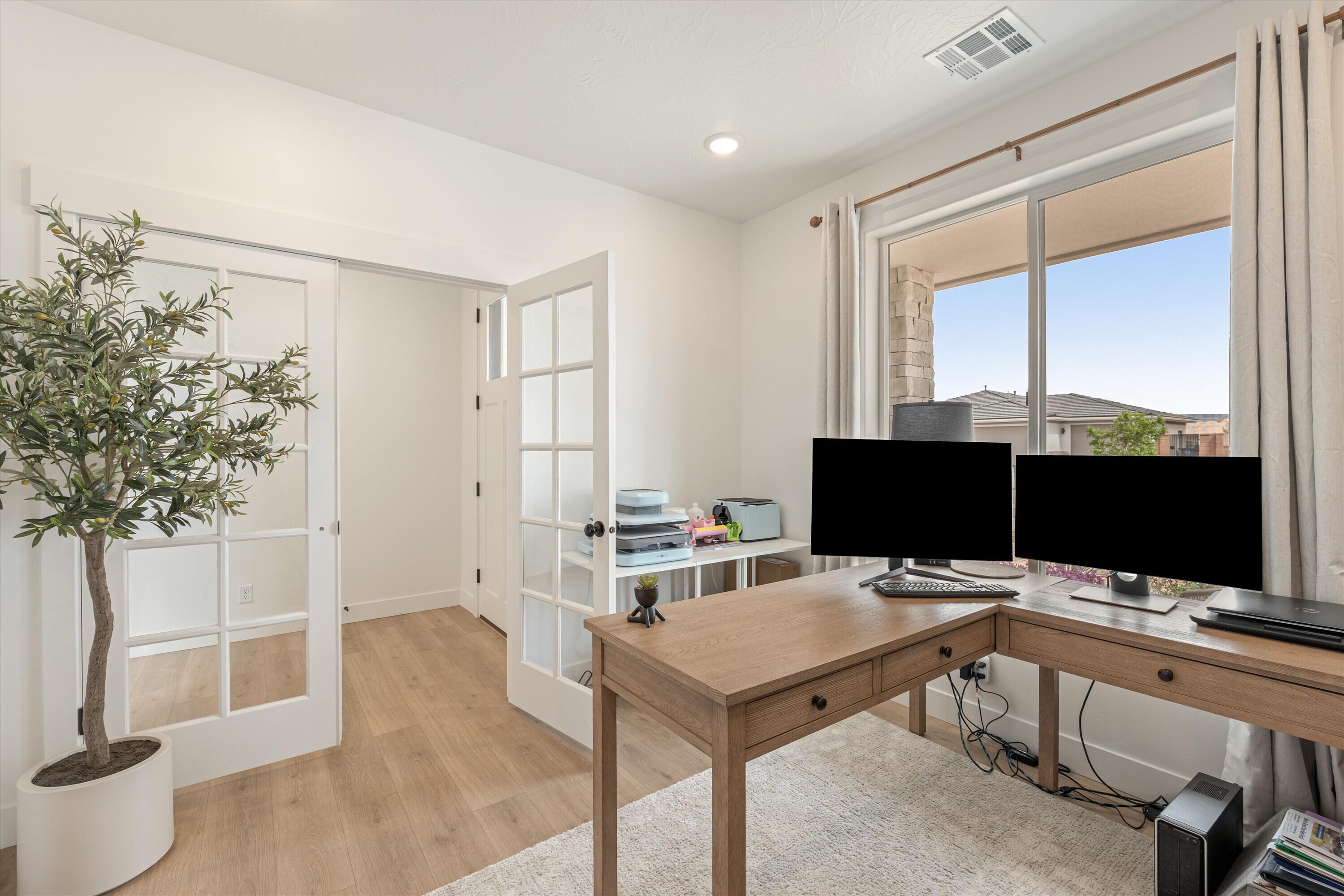 SALARNO HILLS AT DIVARIO - Residential