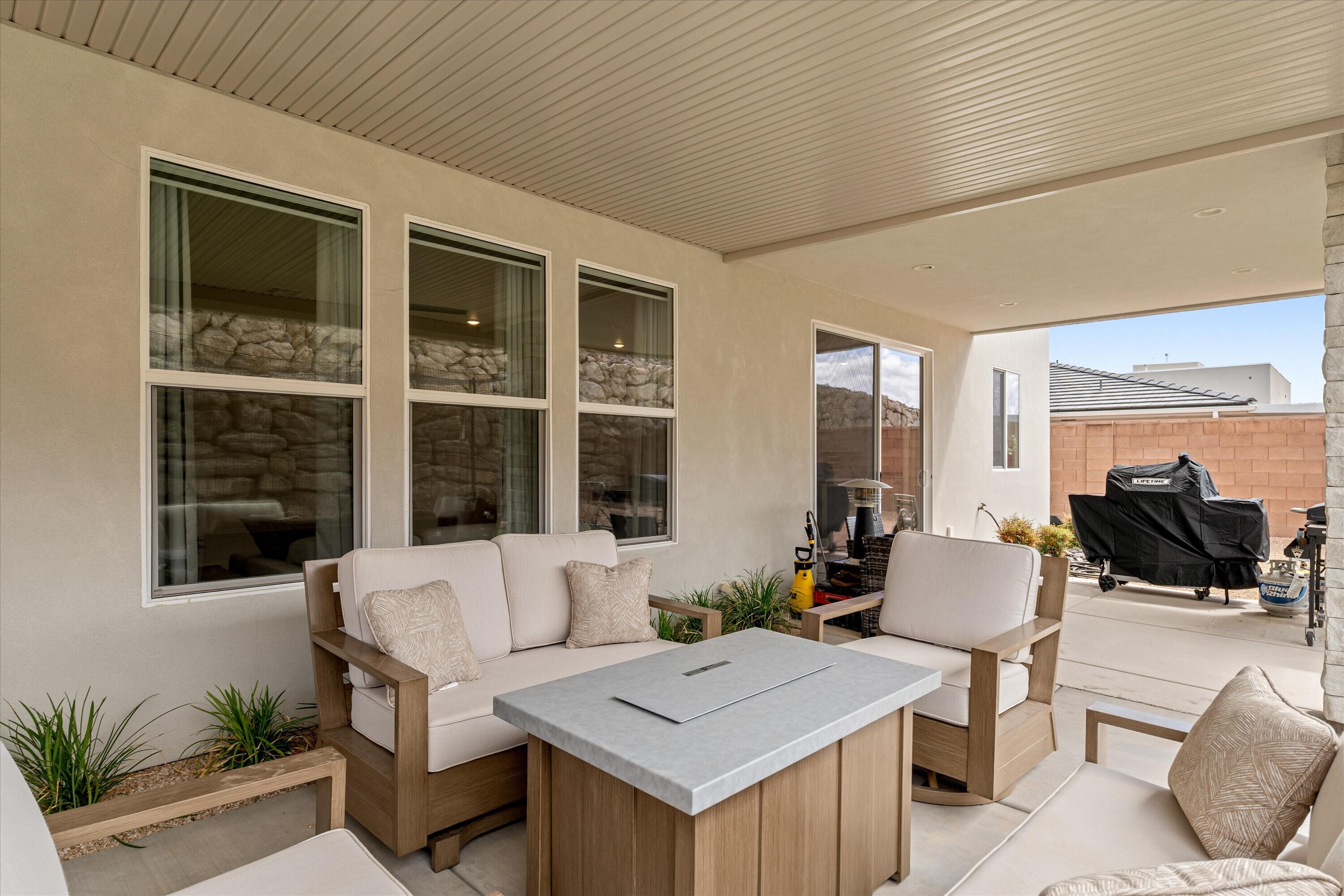 SALARNO HILLS AT DIVARIO - Residential