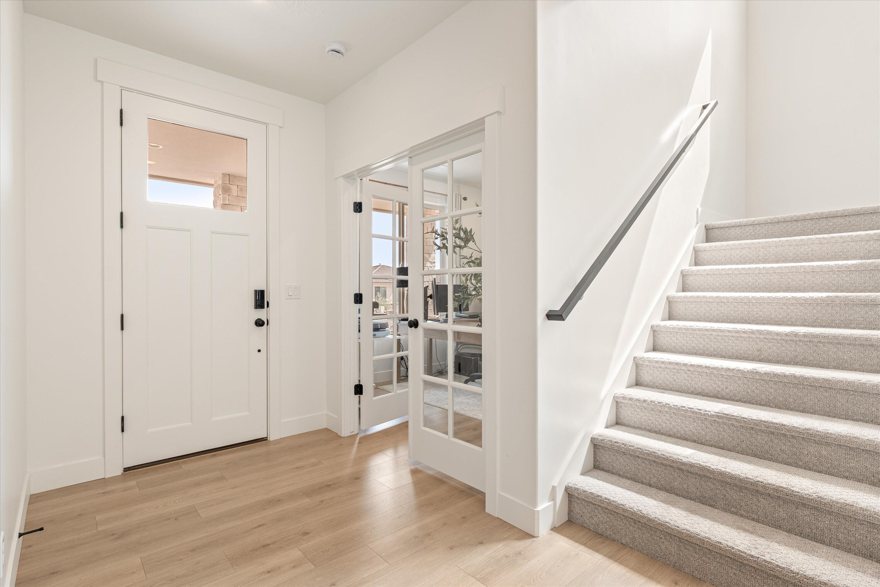 SALARNO HILLS AT DIVARIO - Residential