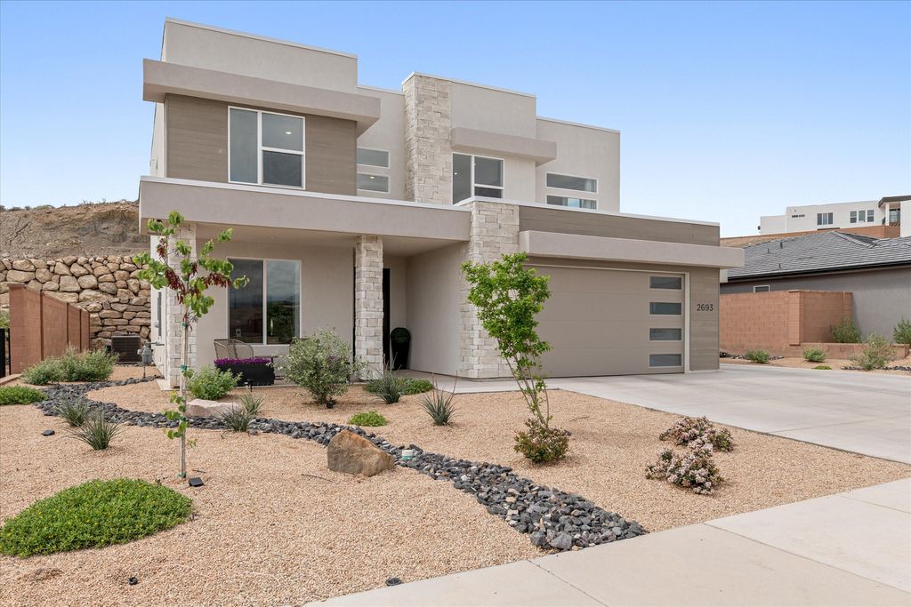 Photo of 2693 W LUGANO Way, Saint George, UT 84770 (MLS # 26-270924)