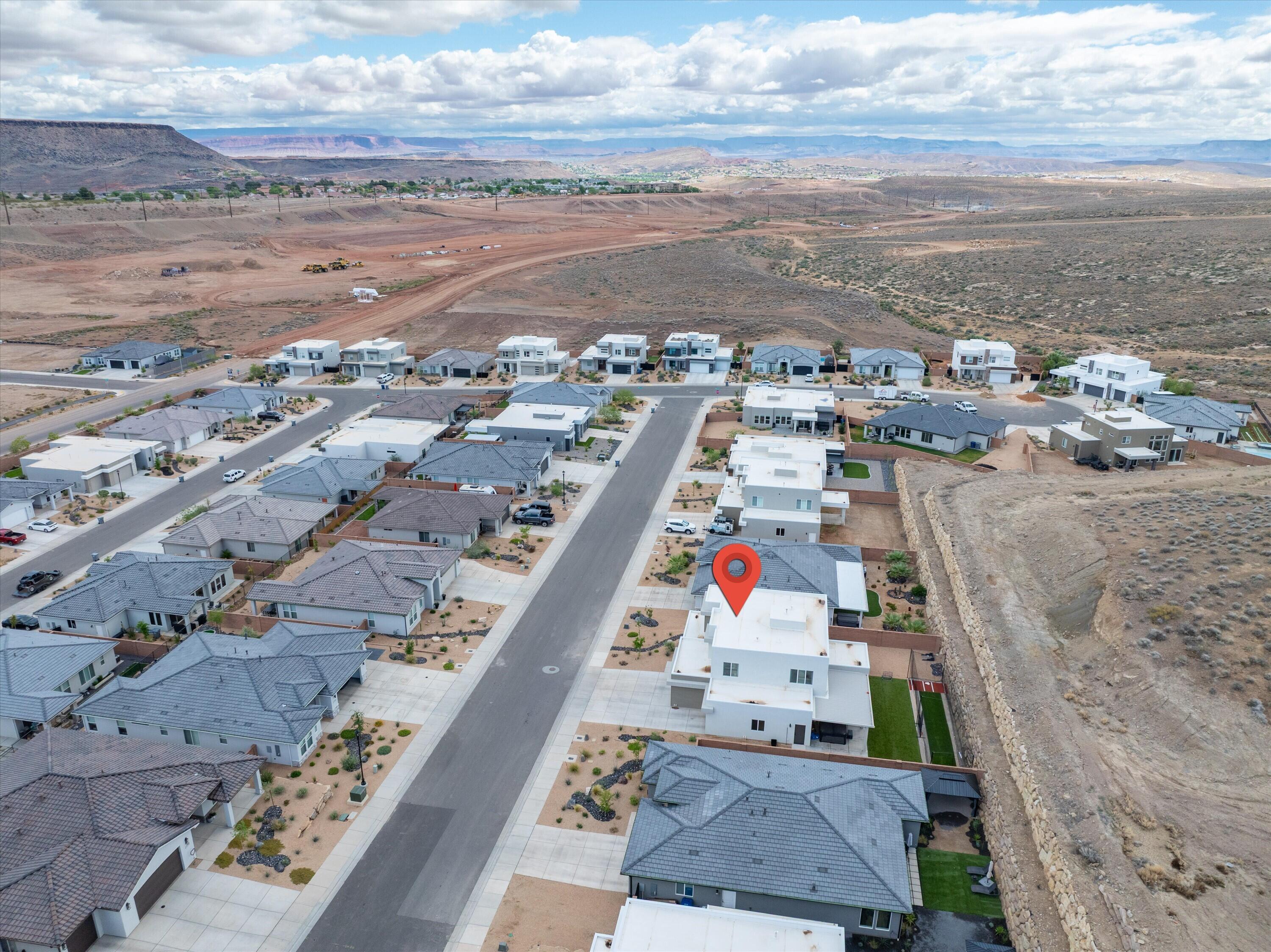 SALARNO HILLS AT DIVARIO - Residential