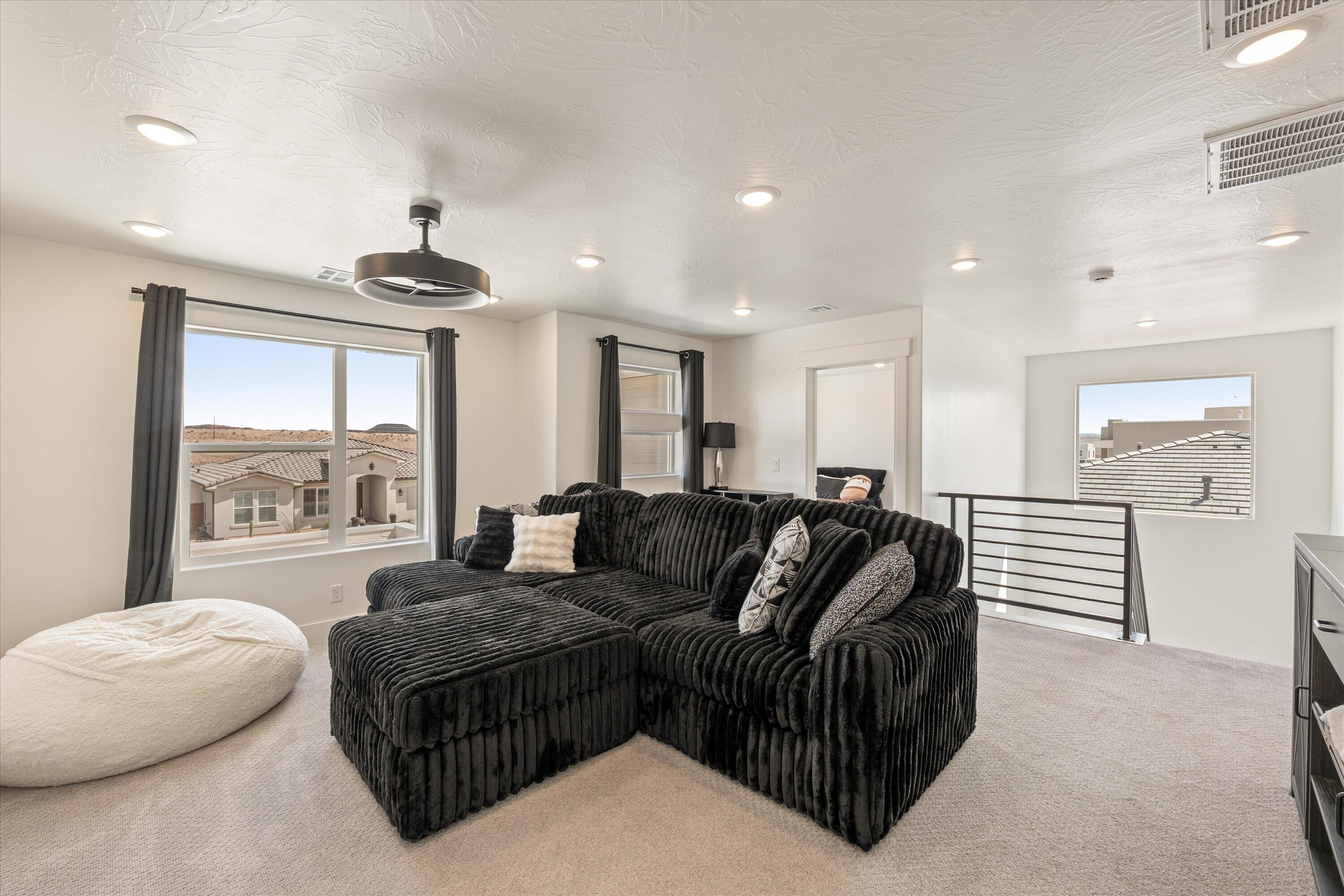 SALARNO HILLS AT DIVARIO - Residential