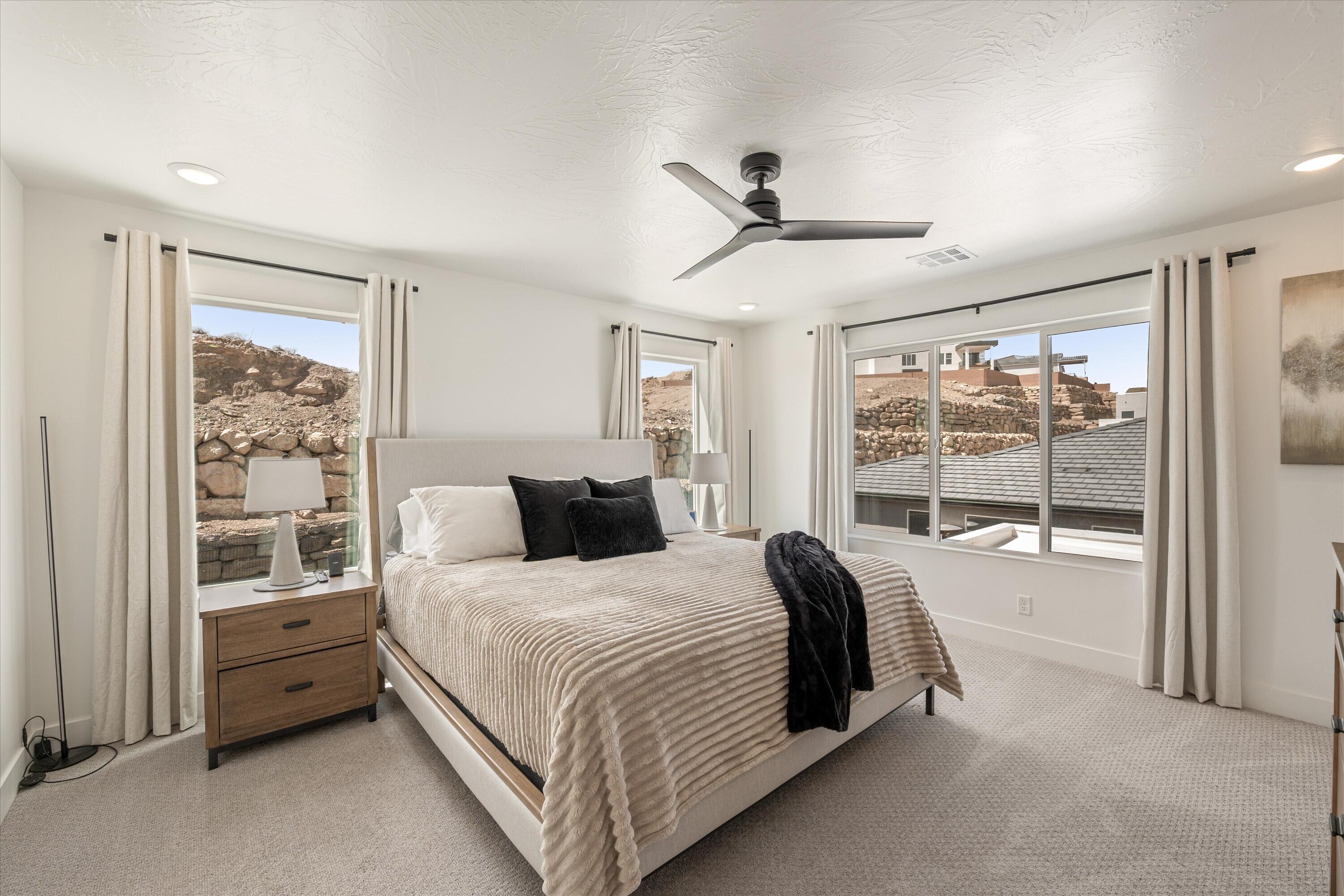 SALARNO HILLS AT DIVARIO - Residential