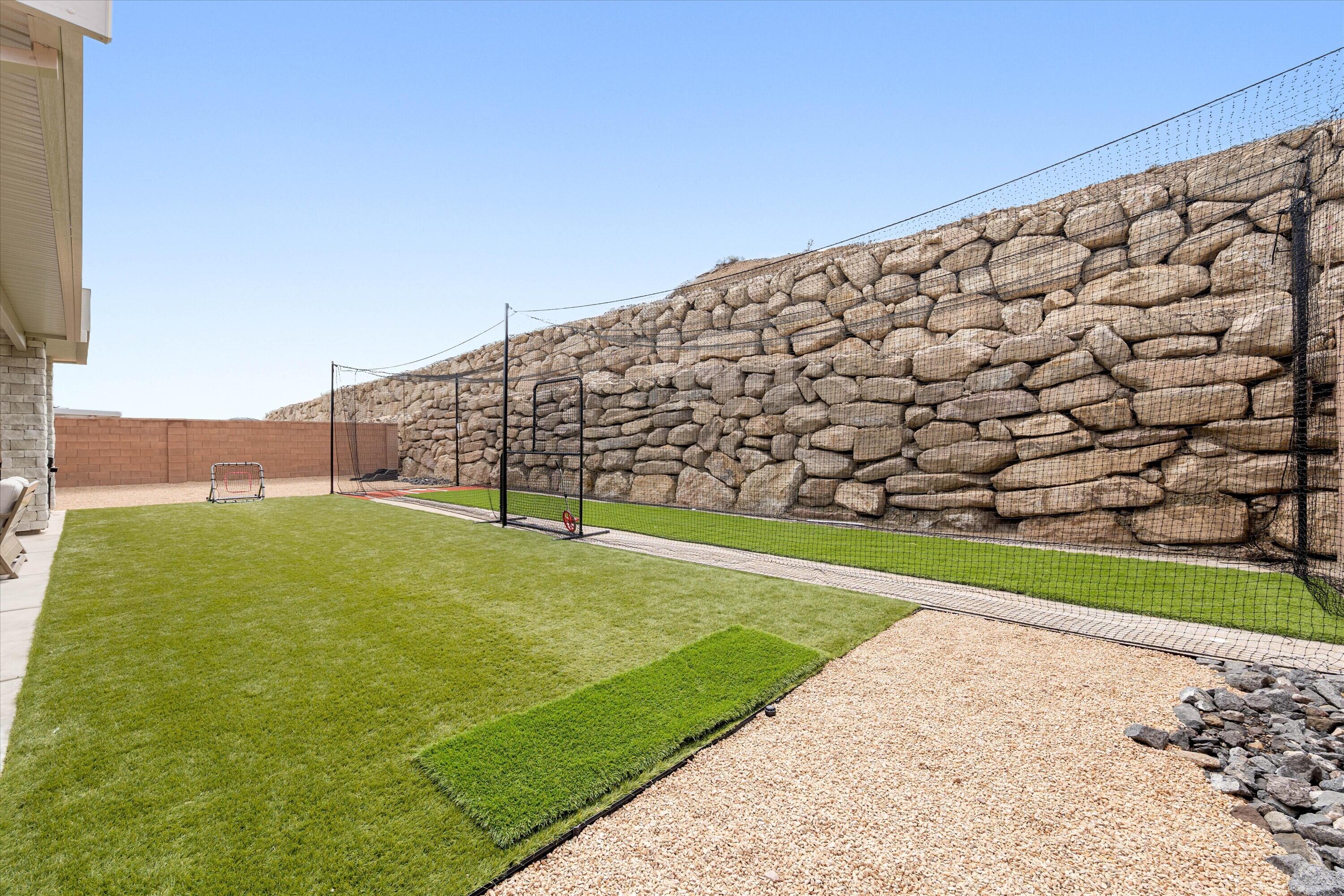 SALARNO HILLS AT DIVARIO - Residential