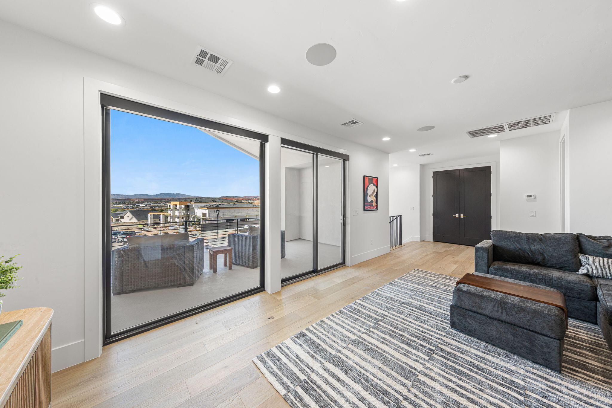 INDIAN KNOLLS - Residential