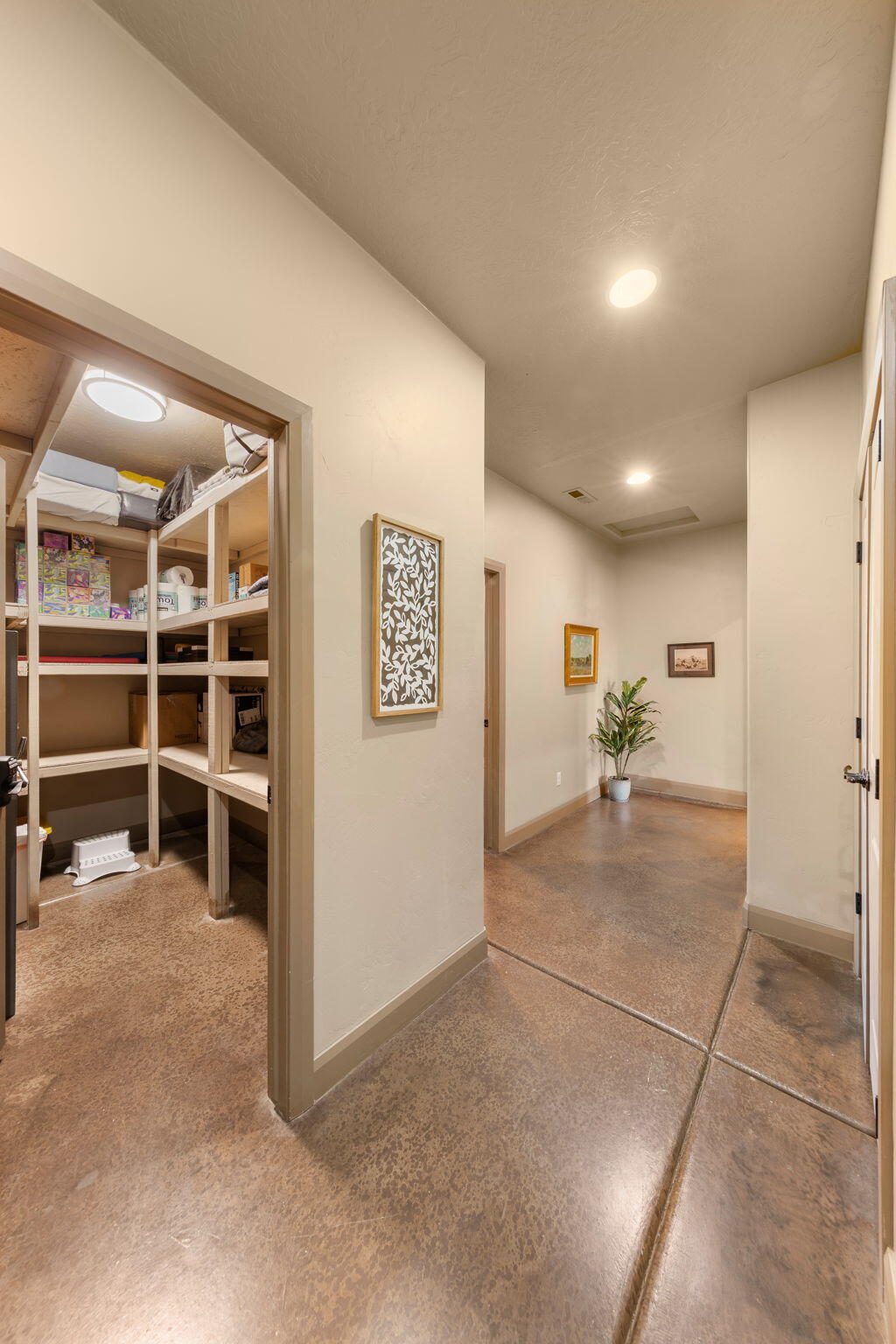 JEDORA ESTATES - Residential