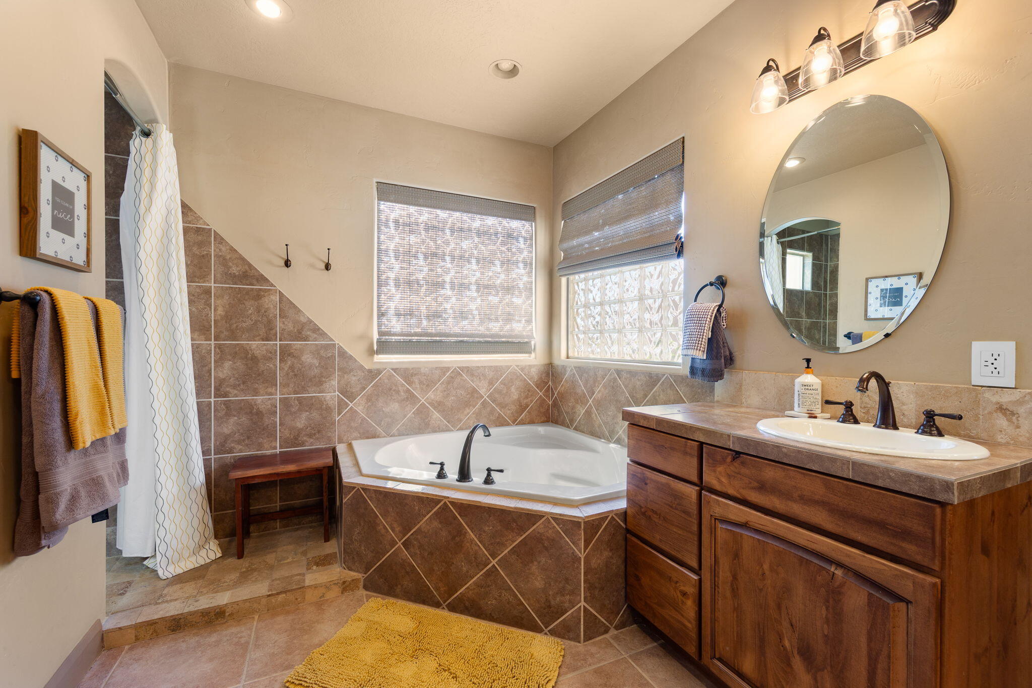 JEDORA ESTATES - Residential