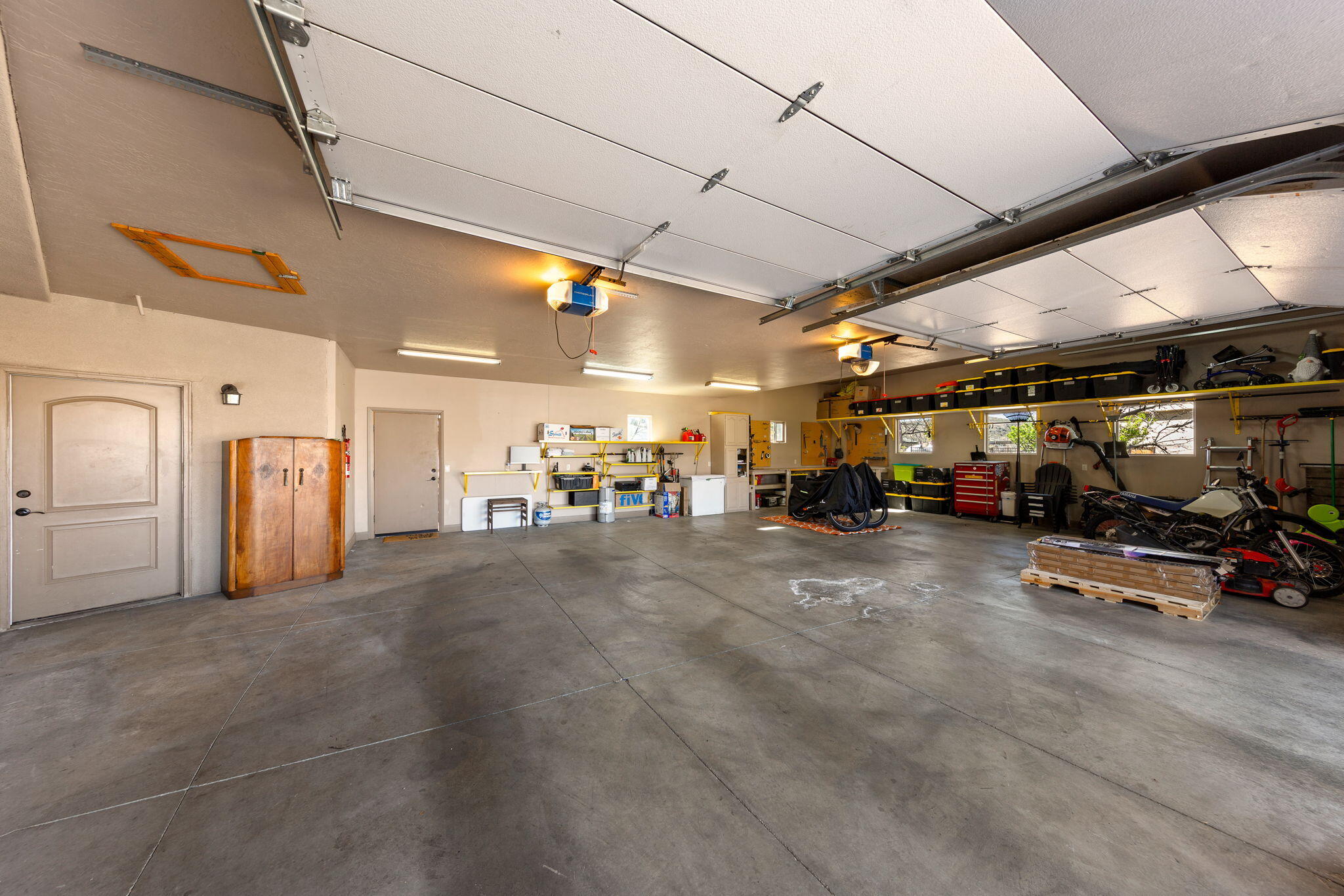 JEDORA ESTATES - Residential