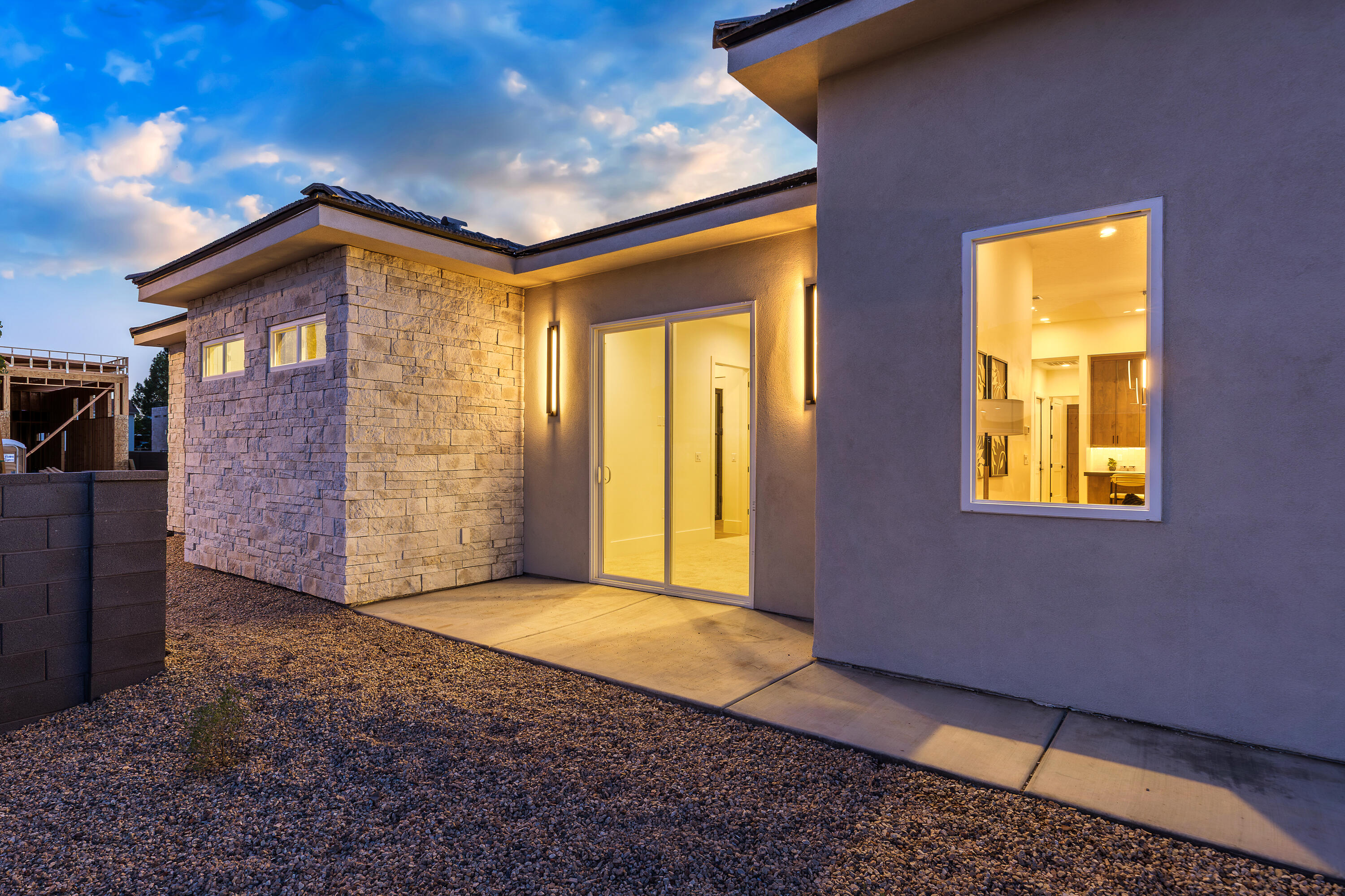 FALCON RIDGE - Residential