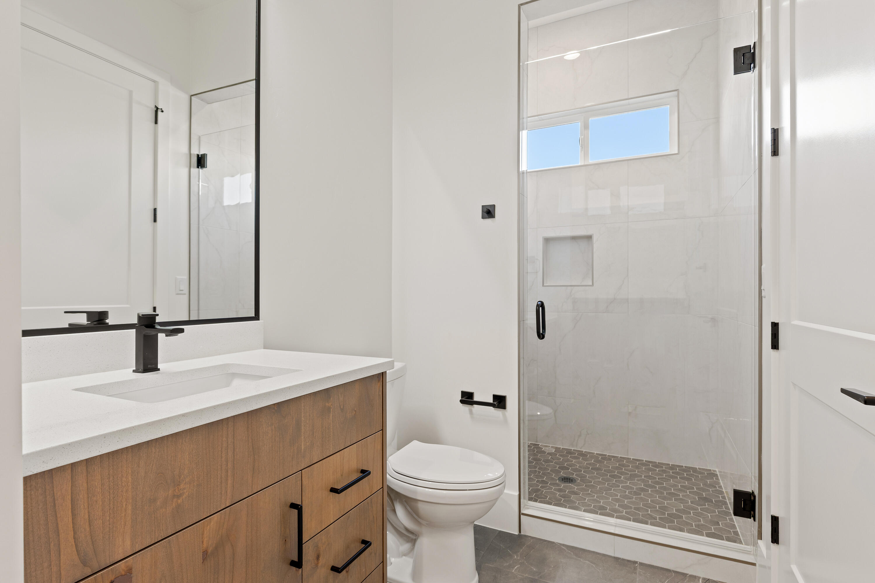 FALCON RIDGE - Residential