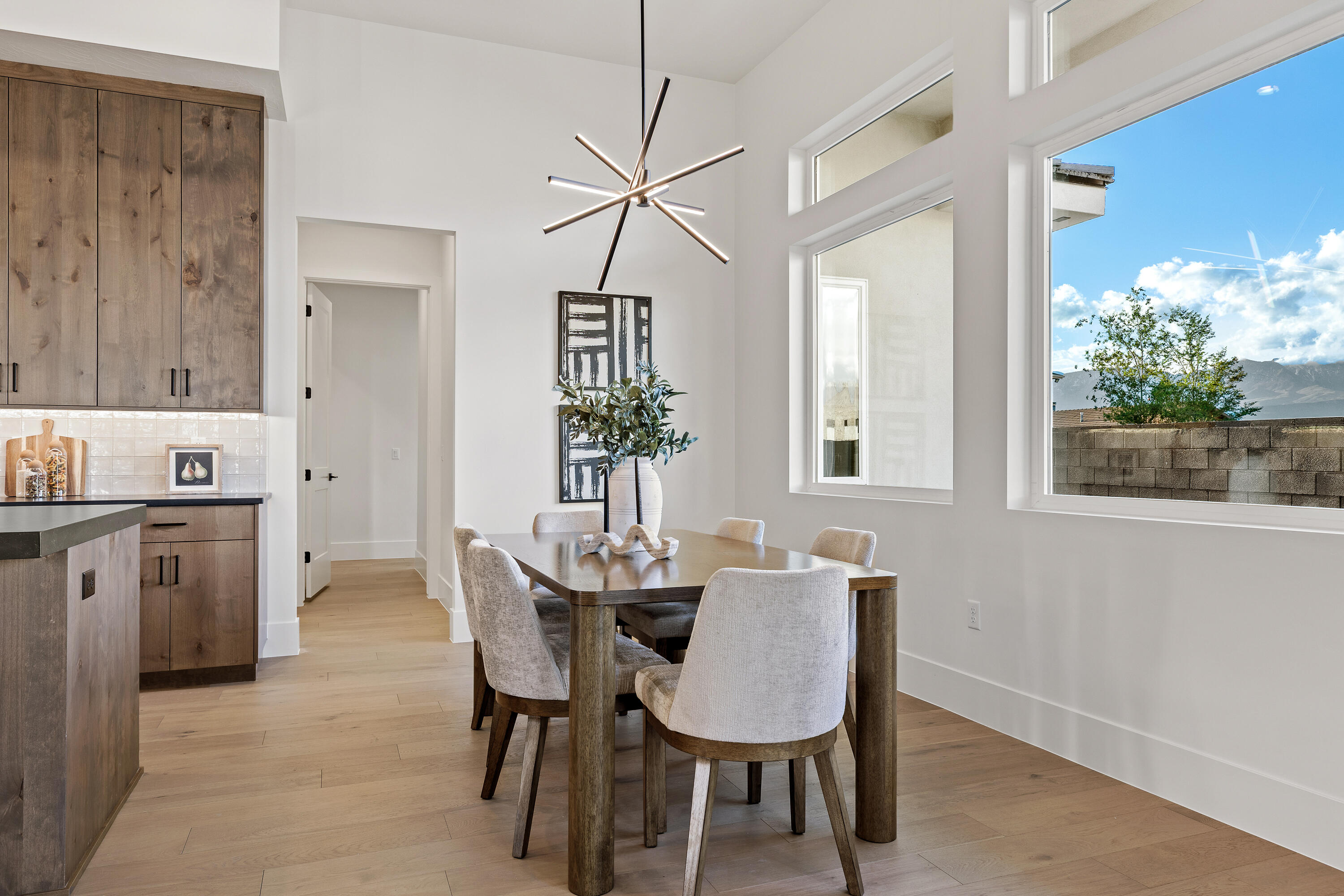 FALCON RIDGE - Residential