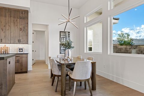 Tiny photo for 237 E 1100 N, Hurricane, UT 84737 (MLS # 26-271357)