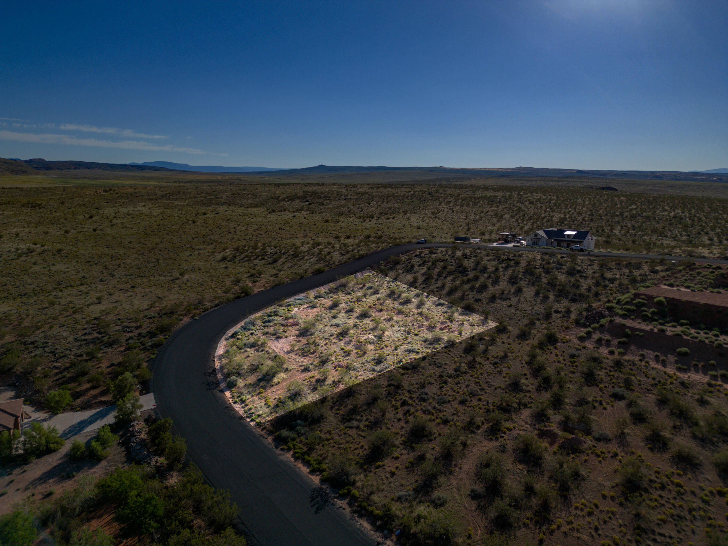 ADOBE HILLS - Residential