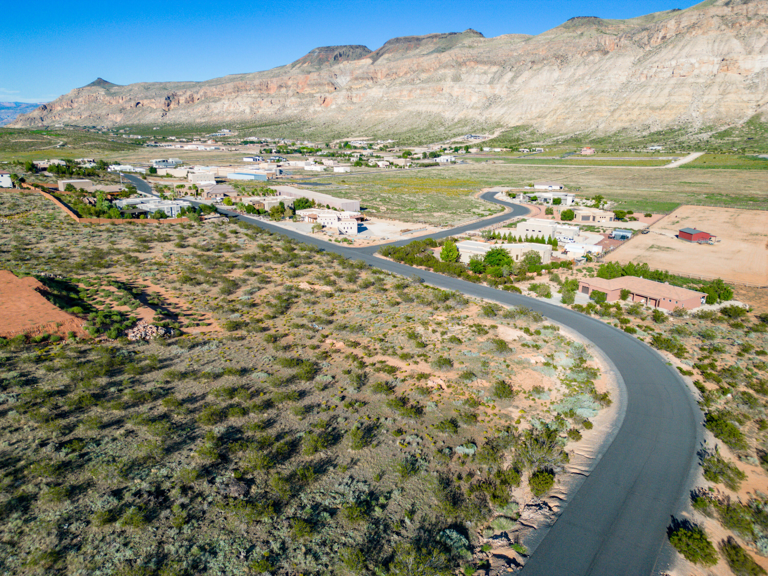 ADOBE HILLS - Residential