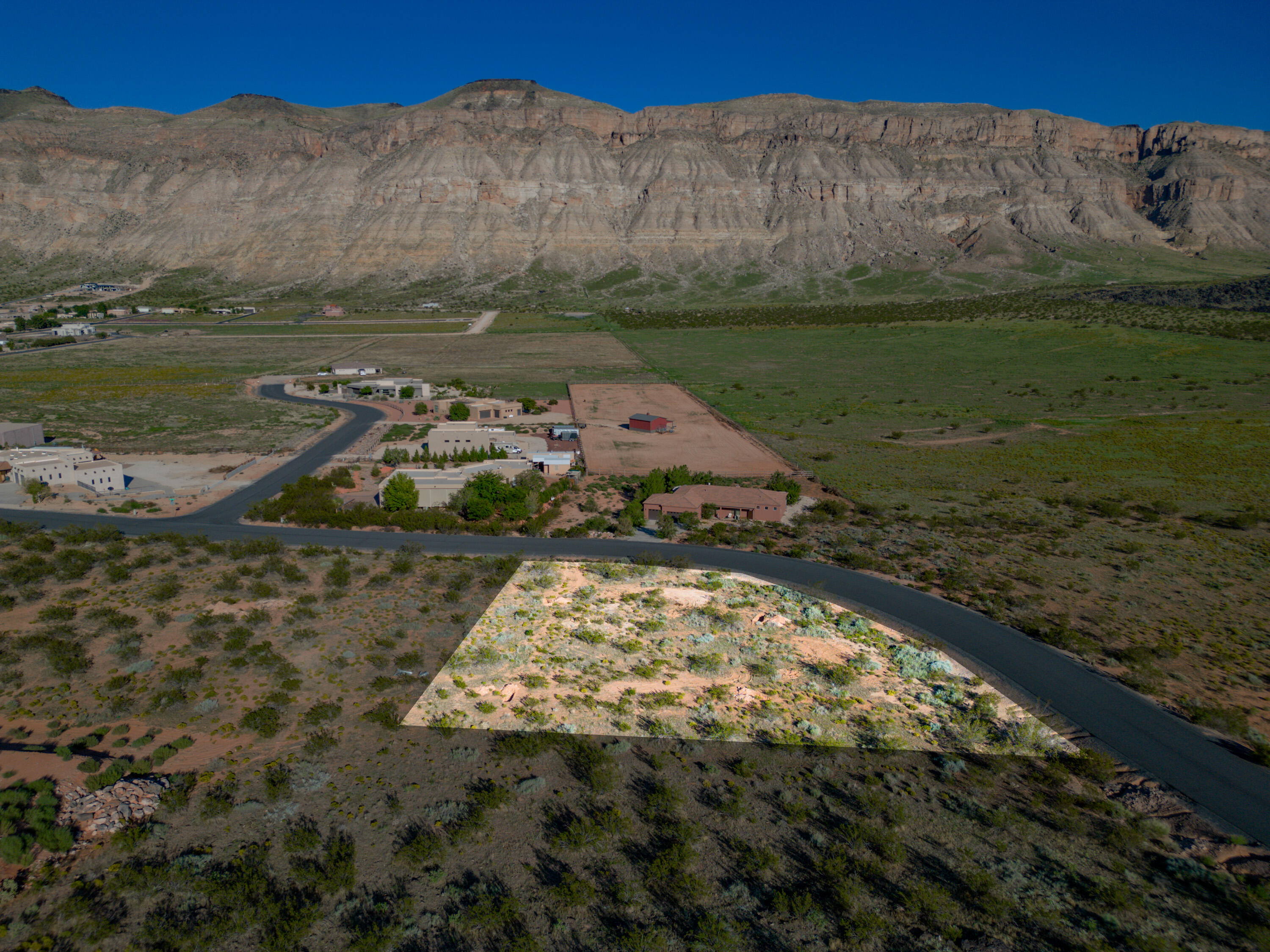 ADOBE HILLS - Residential