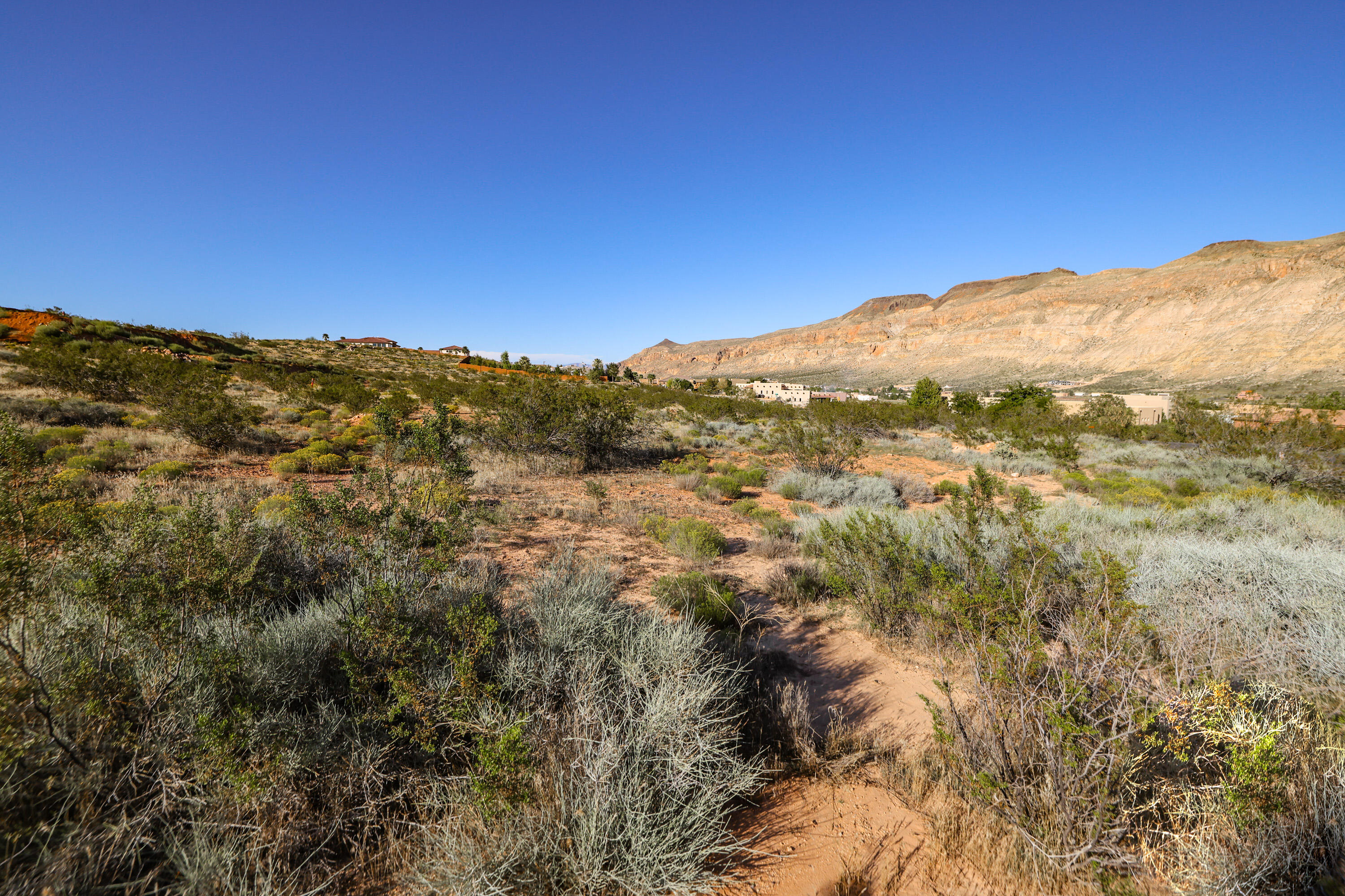 ADOBE HILLS - Residential