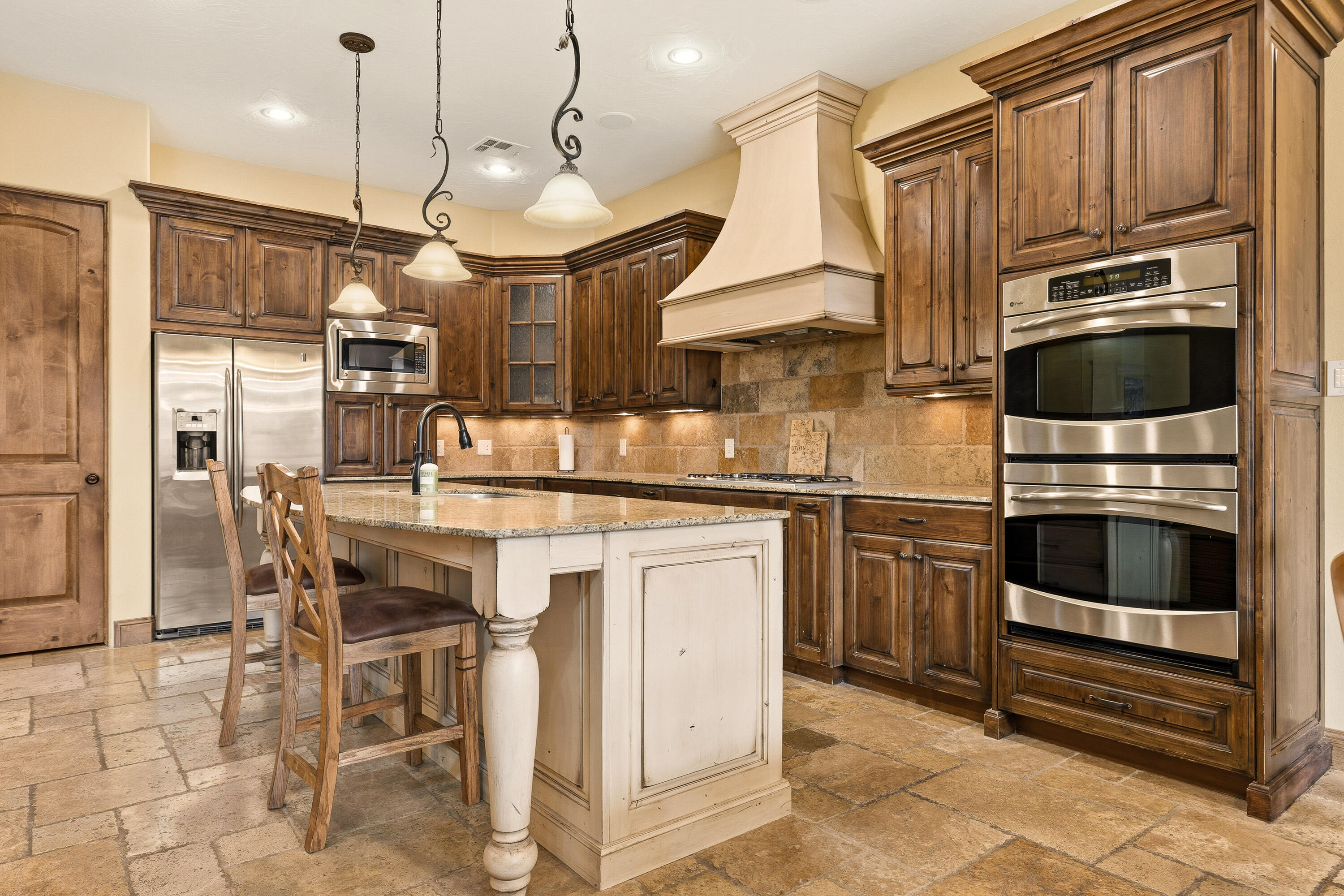 QUAIL COVE - Residential