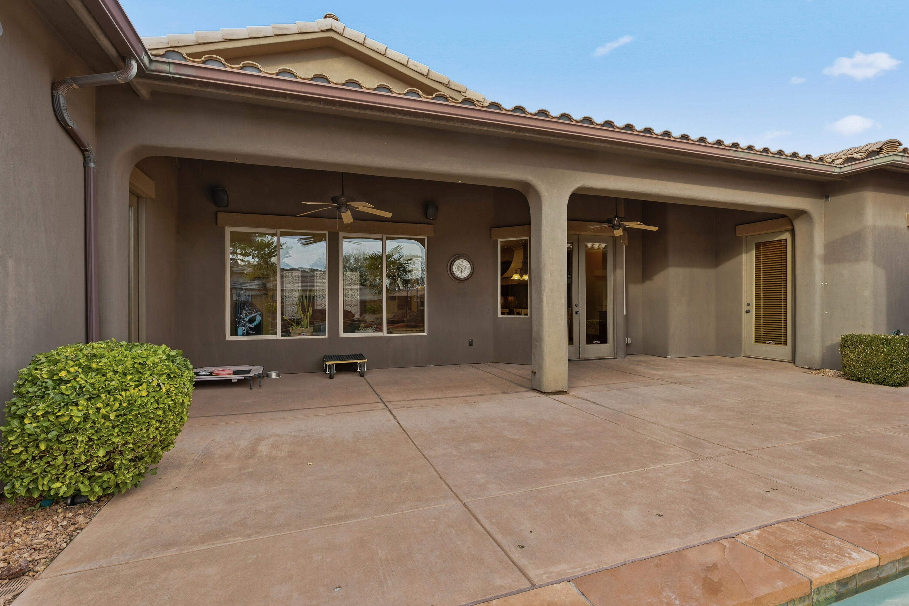 QUAIL COVE - Residential