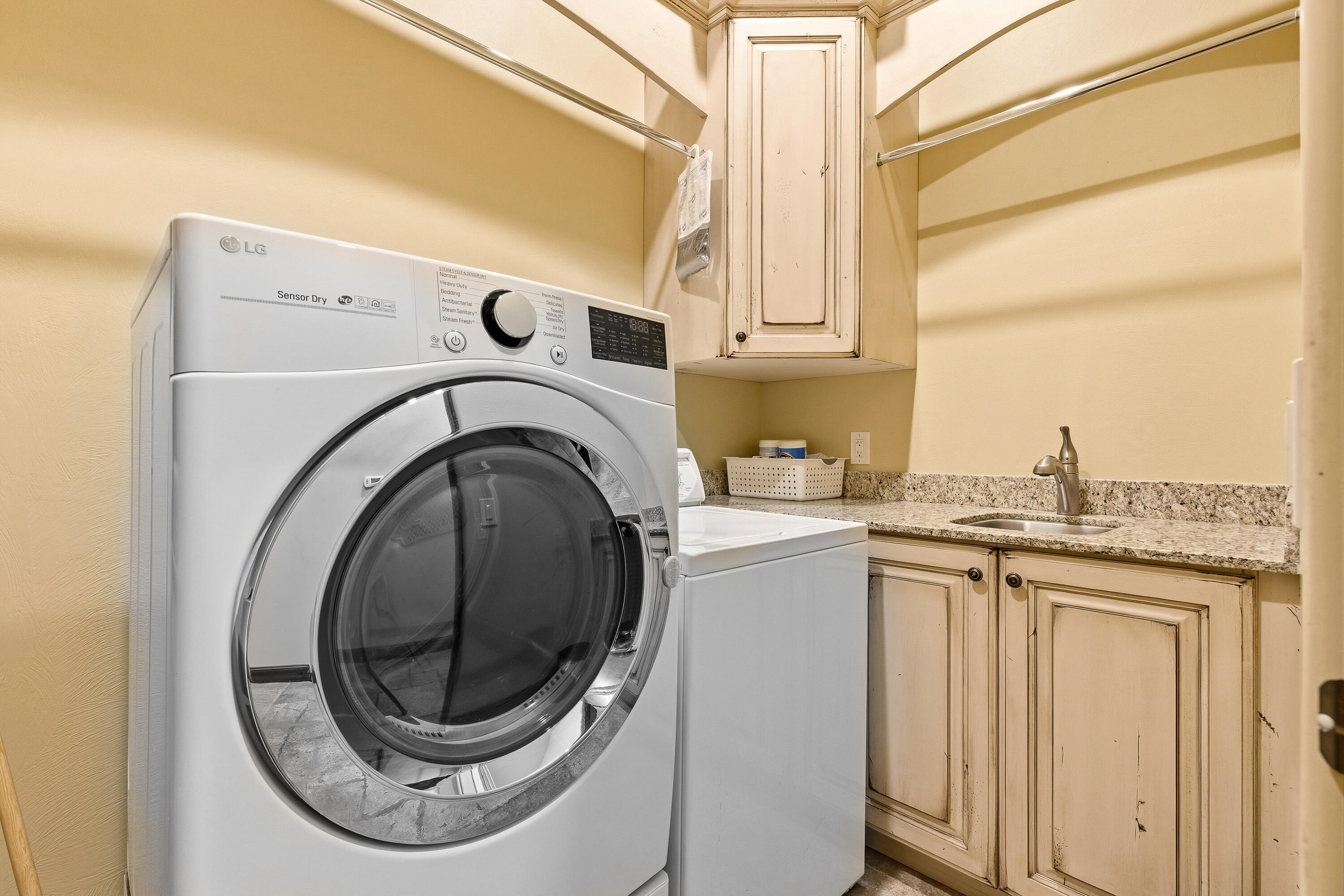 QUAIL COVE - Residential