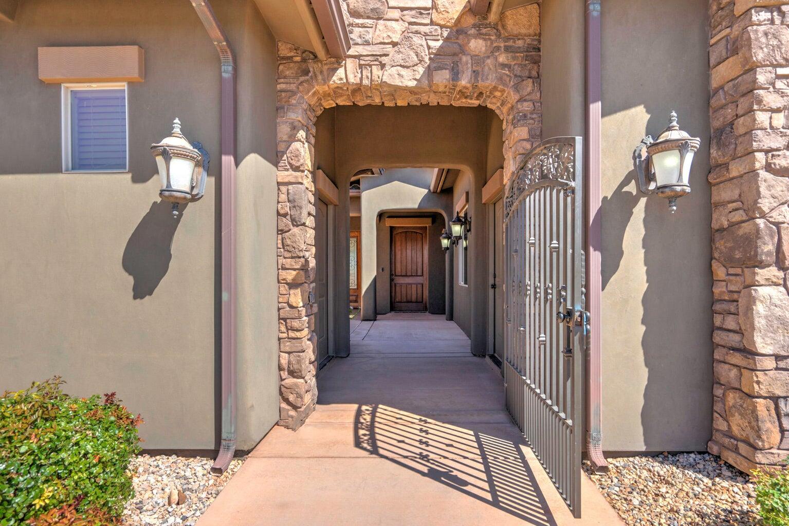 QUAIL COVE - Residential