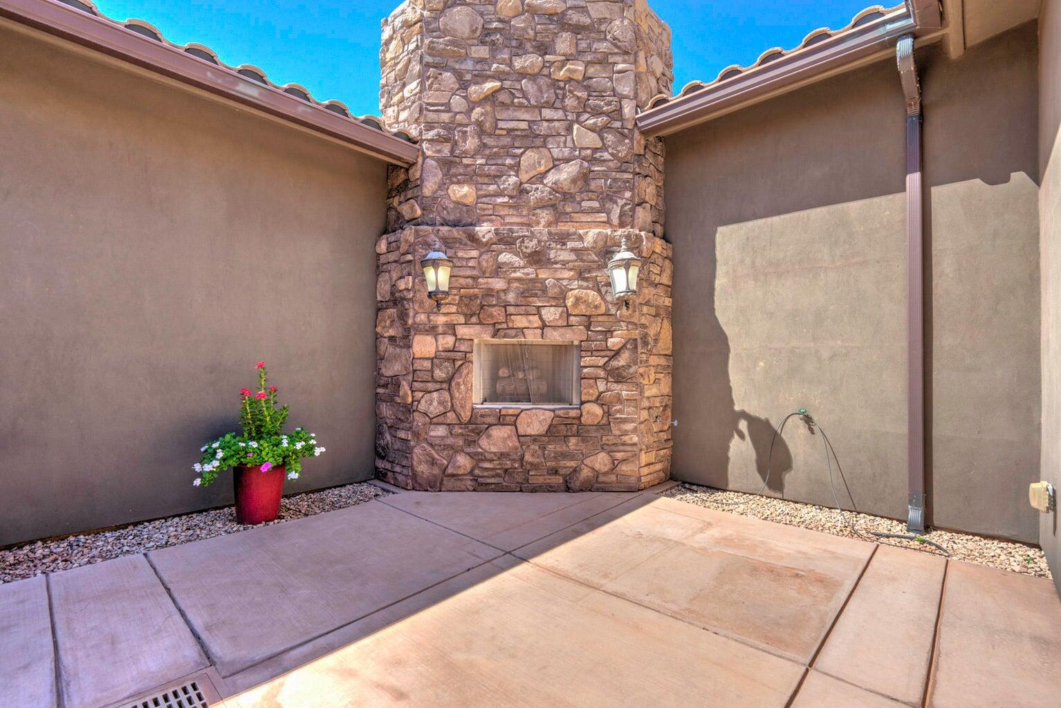 QUAIL COVE - Residential